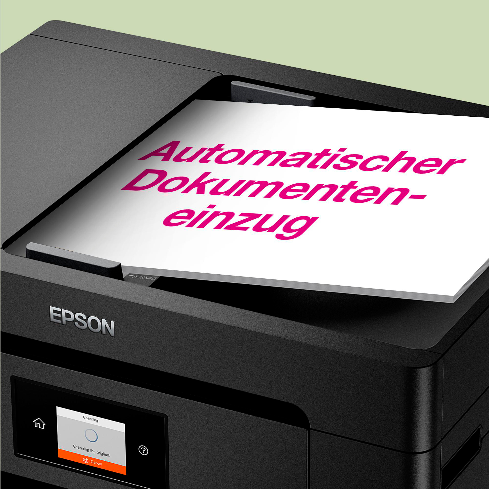 Epson-Drucker, der von einem Smartphone druckt. Smartphone mit Drucksteuerelementen. Weißes Papier mit gedrucktem Text.