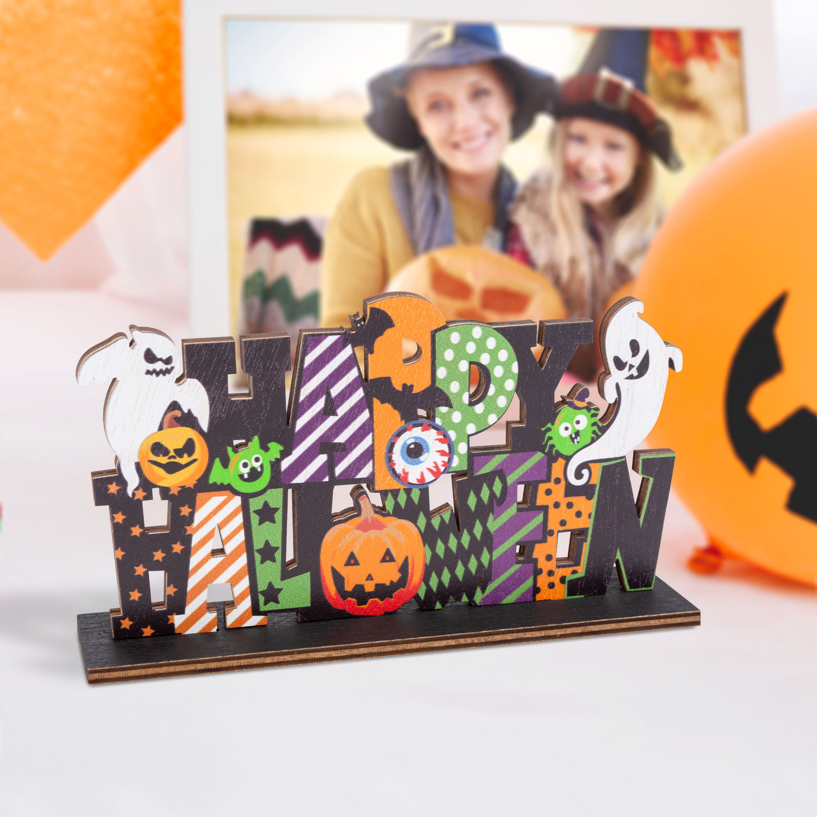 FAMILY HALLOWEEN Halloween-i polc dekoráció fából, "Happy Halloween", 17x10x4 cm (56554)