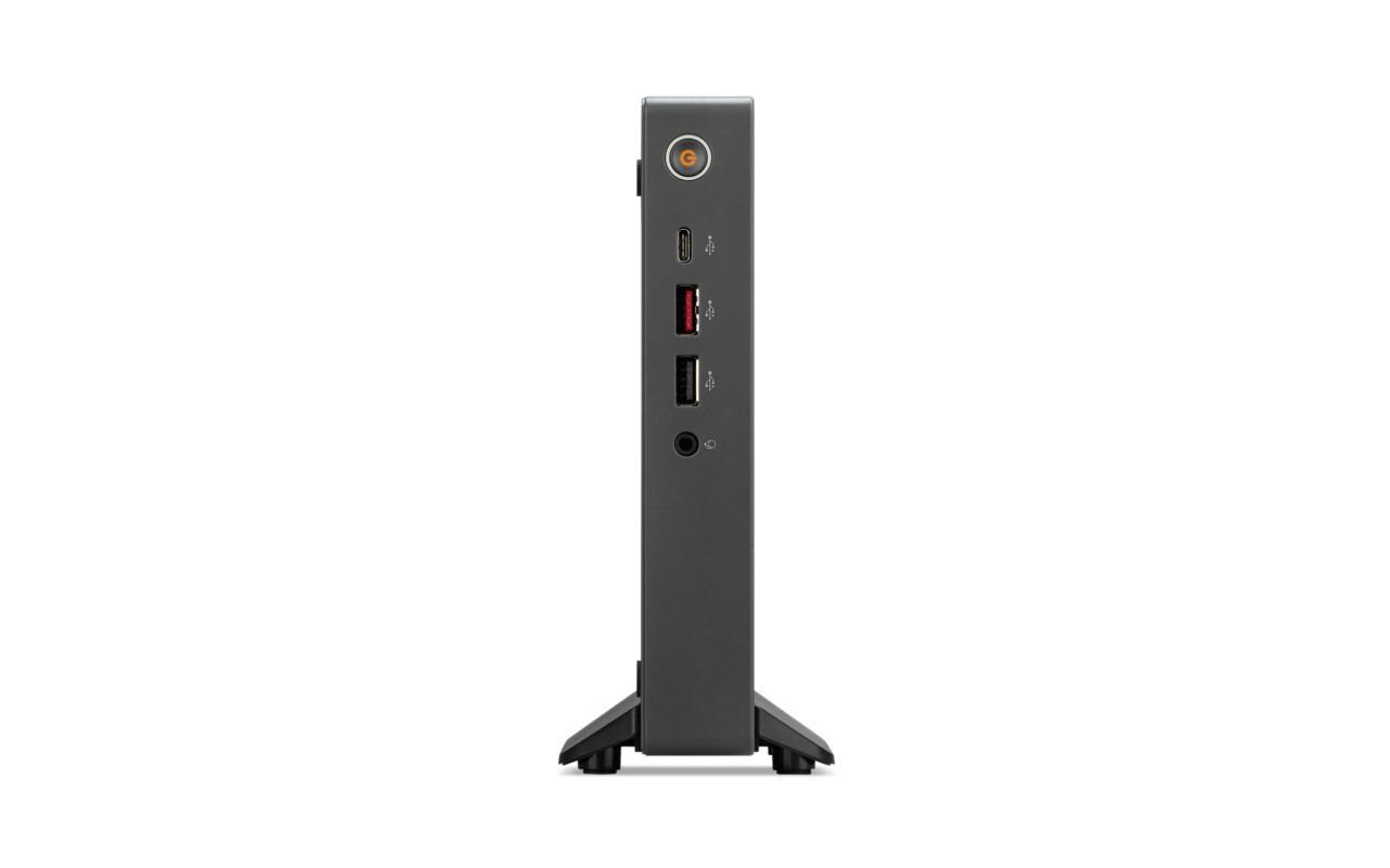 Ein schwarzer Computerturm, der aufrecht steht. Er hat USB-Anschlüsse und einen Einschaltknopf.