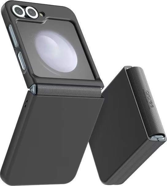 Czarny składany futerał na telefon. Telefon jest otwarty na zdjęciu, pokazując ekran.