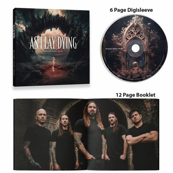 CD und Booklet einer Metalband. Das Cover zeigt ein dunkles, gotisches Bild und die Bandmitglieder.