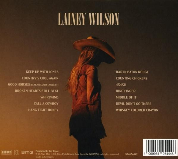 Albumcover mit Lainey Wilson, Frau mit Hut und Titelliste.
