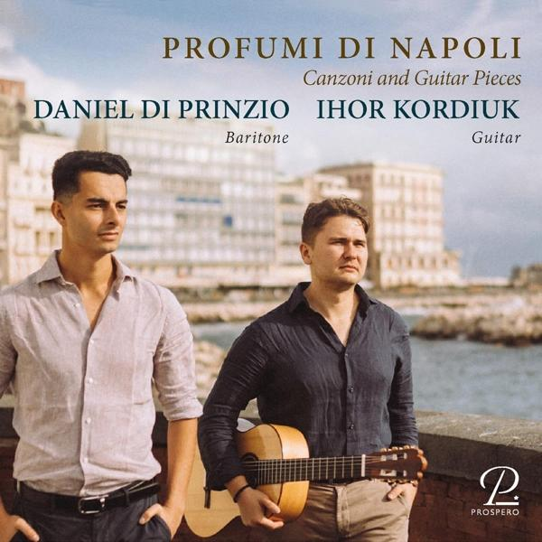 Albumcover mit zwei Männern, einer mit Gitarre. Text lautet 'Profumi di Napoli' und Künstlernamen.