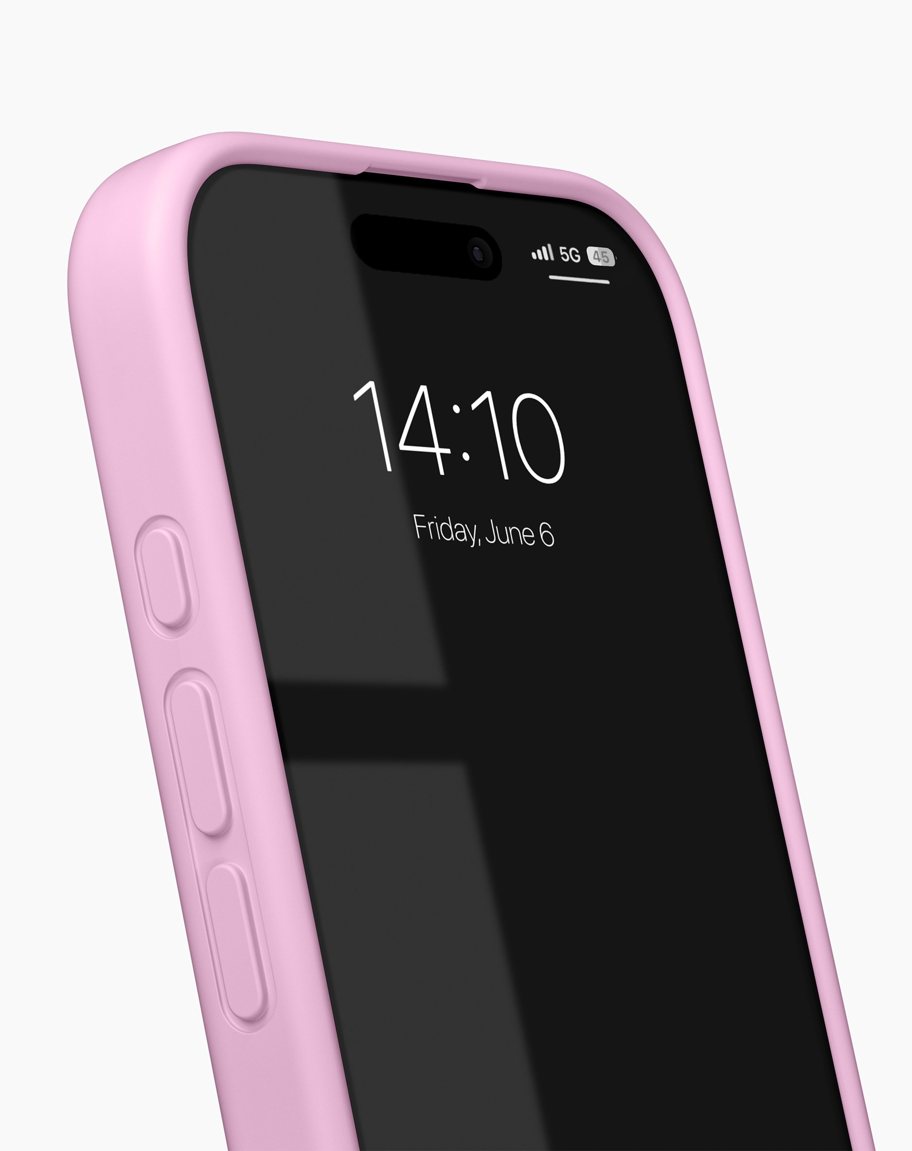 Nahaufnahme eines Telefons in einer rosa Hülle. Telefonbildschirm zeigt Uhrzeit und Datum. Weißer Hintergrund.
