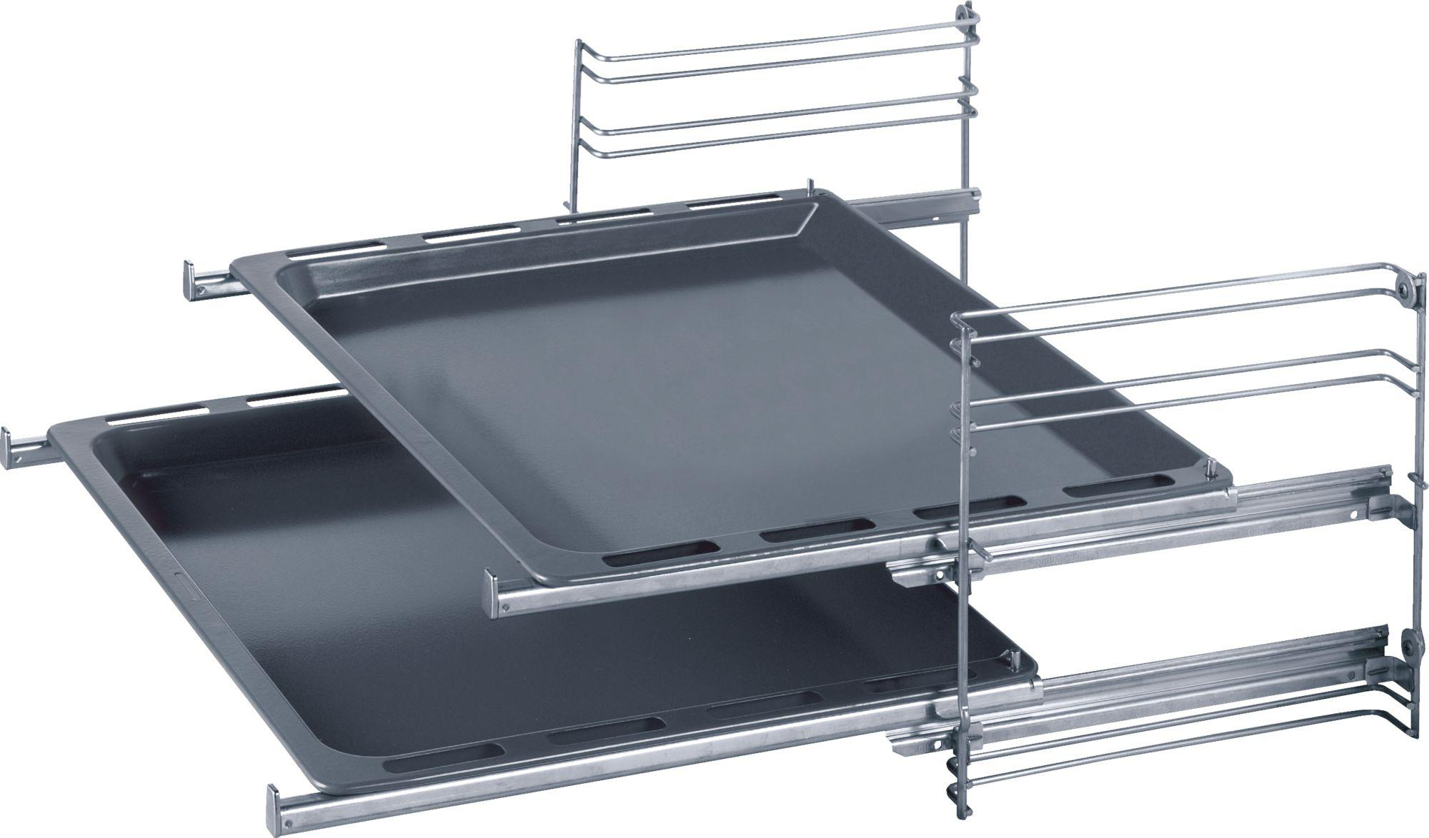 Zwei Metall-Backbleche in einem Metallgestell. Die Bleche sind grau und leer.