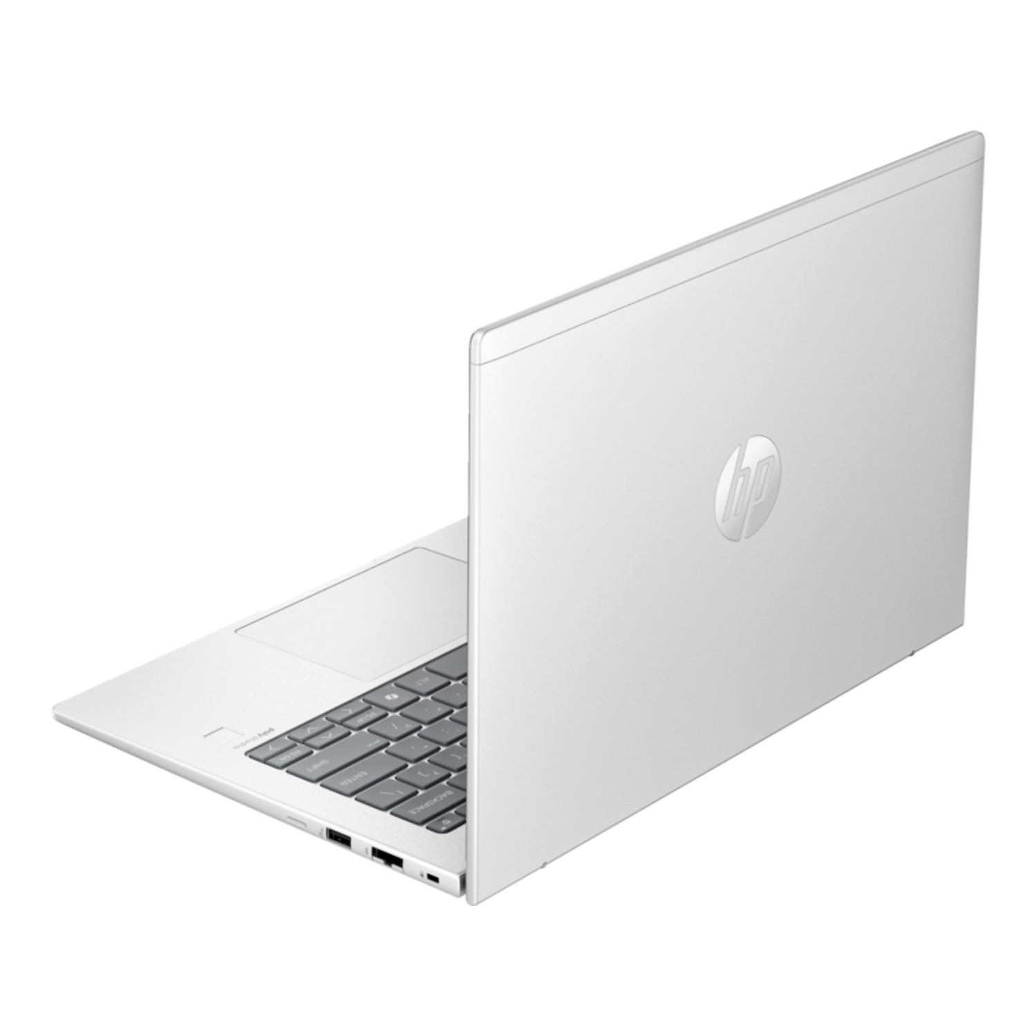 Zilveren laptop, schuine weergave. Toont toetsenbord en HP-logo. Zwarte achtergrond.