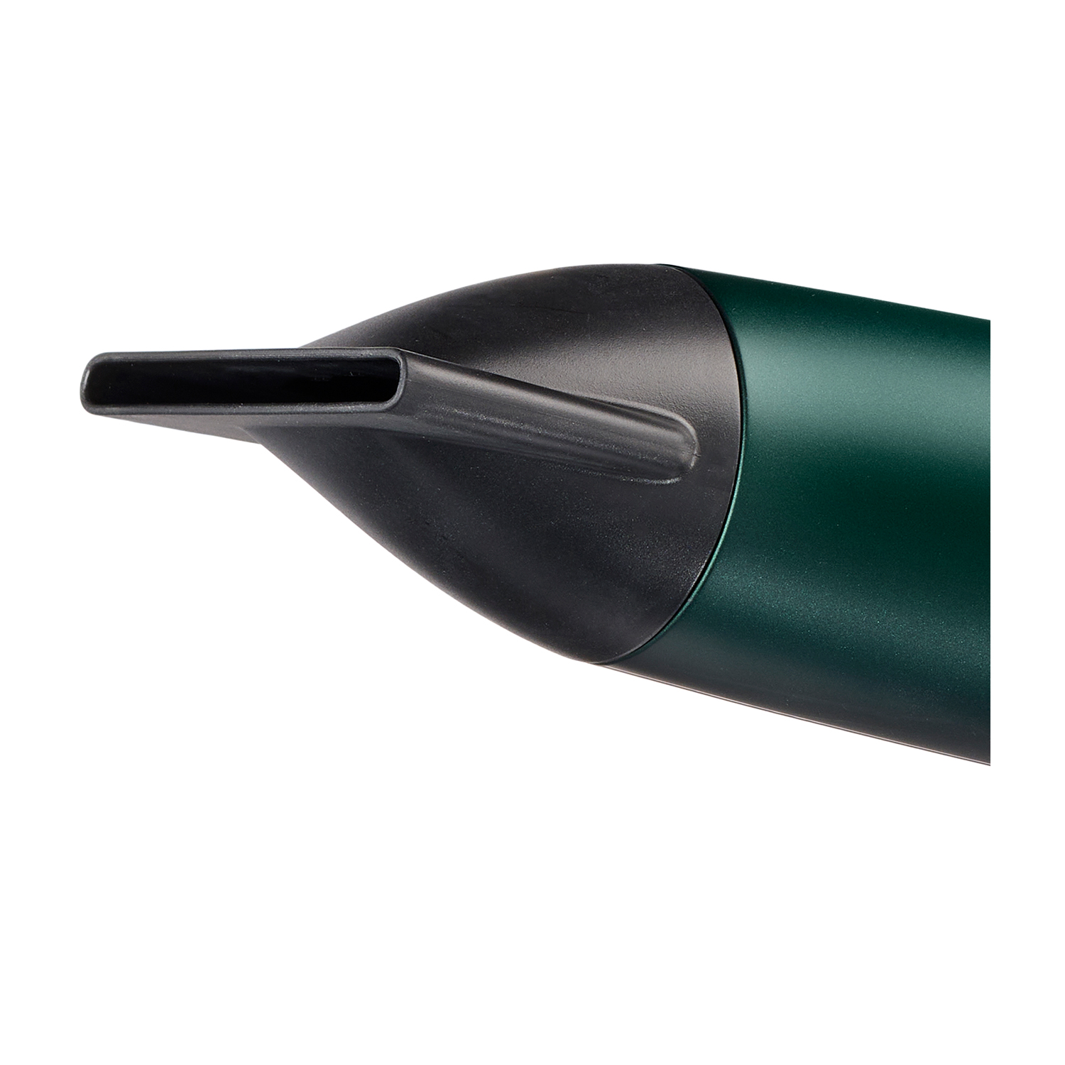Primo piano dell'ugello di un asciugacapelli verde scuro con punta angolata nera.