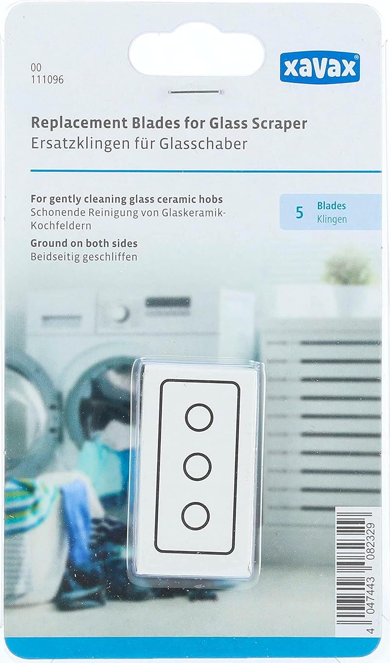 Ersatzklingen für Glasschaber Paket. Klingen in transparenter Kunststoffhülle. Weißer Hintergrund.