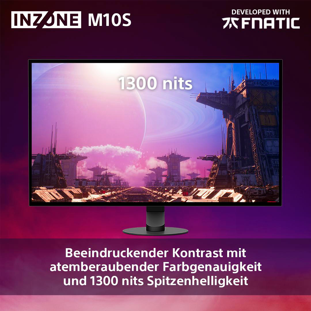 Computermonitor mit Text, der eine Gaming-Szene mit futuristischem Hintergrund zeigt.