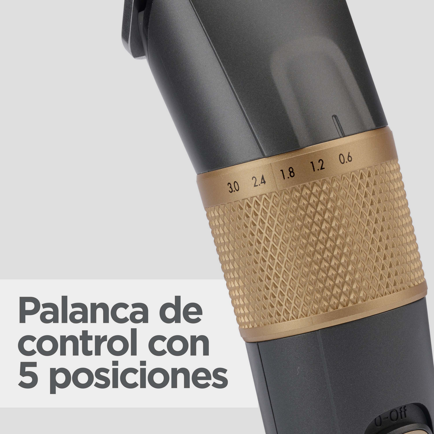 Primer plano del dial de configuración de la recortadora de barba. El texto dice: Palanca de control con 5 posiciones.