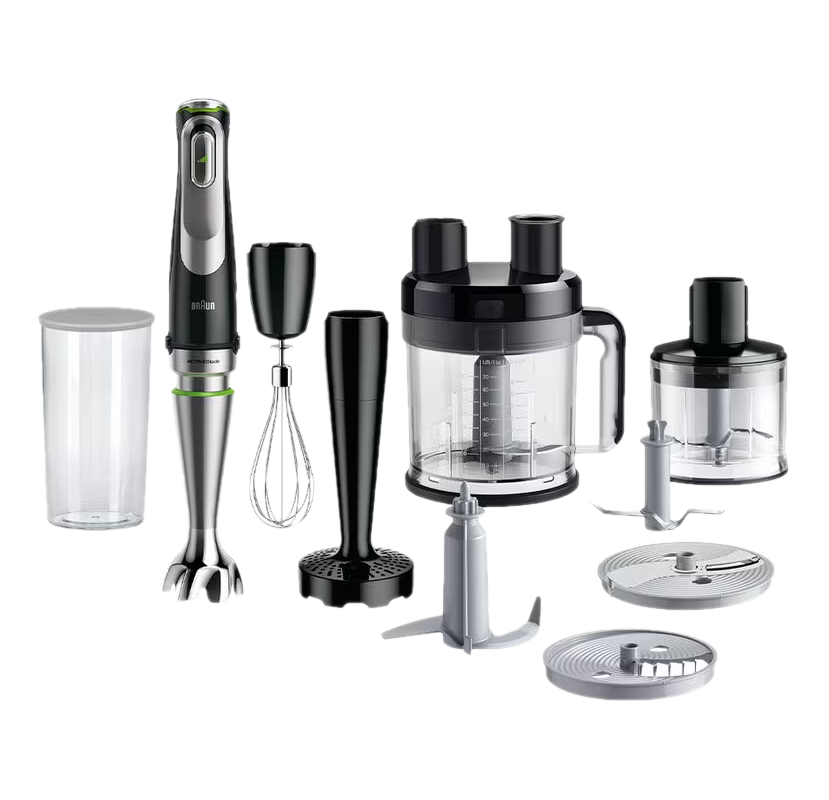 Un ensemble d'accessoires d'appareils de cuisine noirs et argentés, disposés sur fond noir.