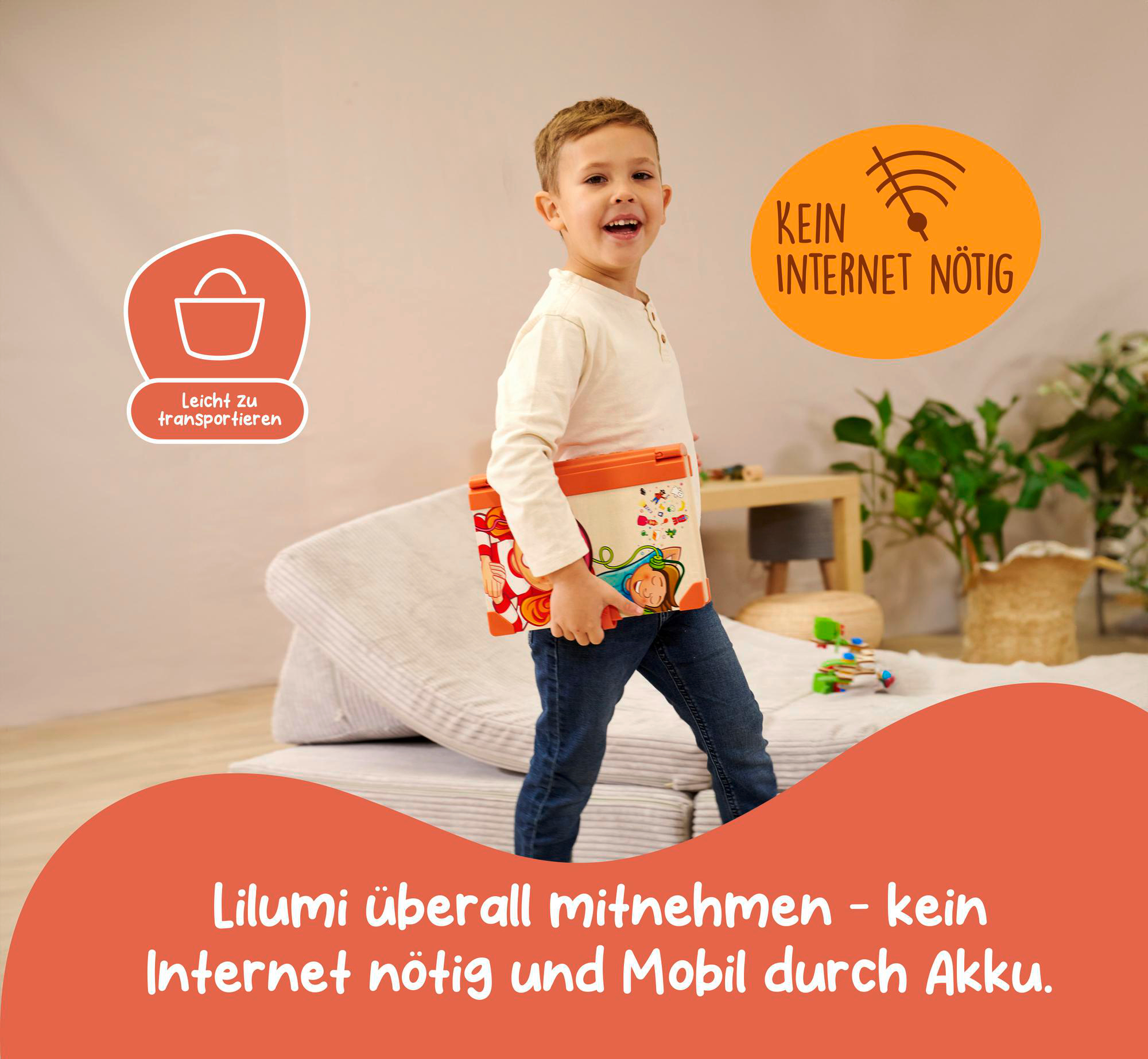 Ein Junge hält ein Tablet.