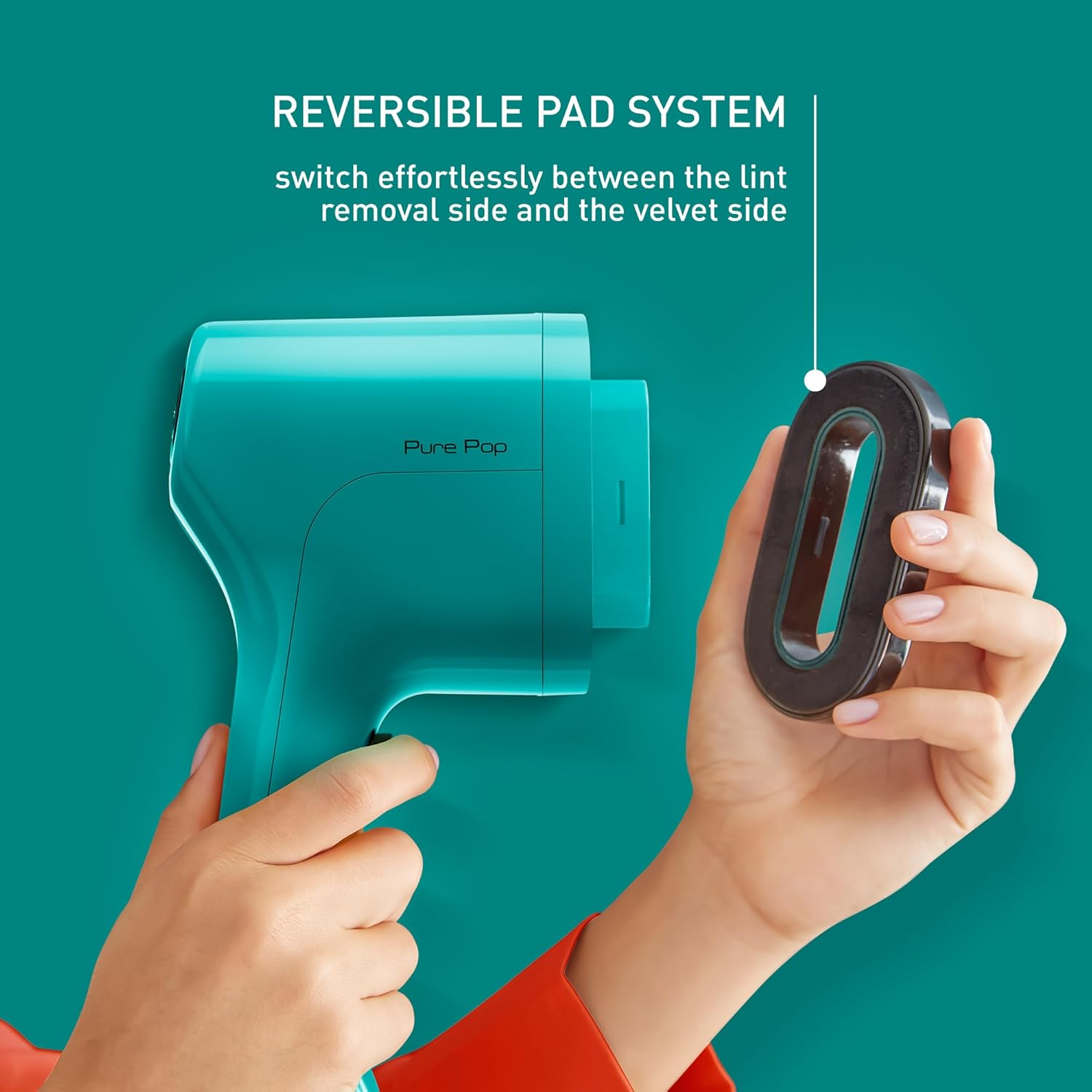 Ein türkisfarbener Pure Pop Stoffrasierer mit reversiblem Padsystem für Flusen und Samt.