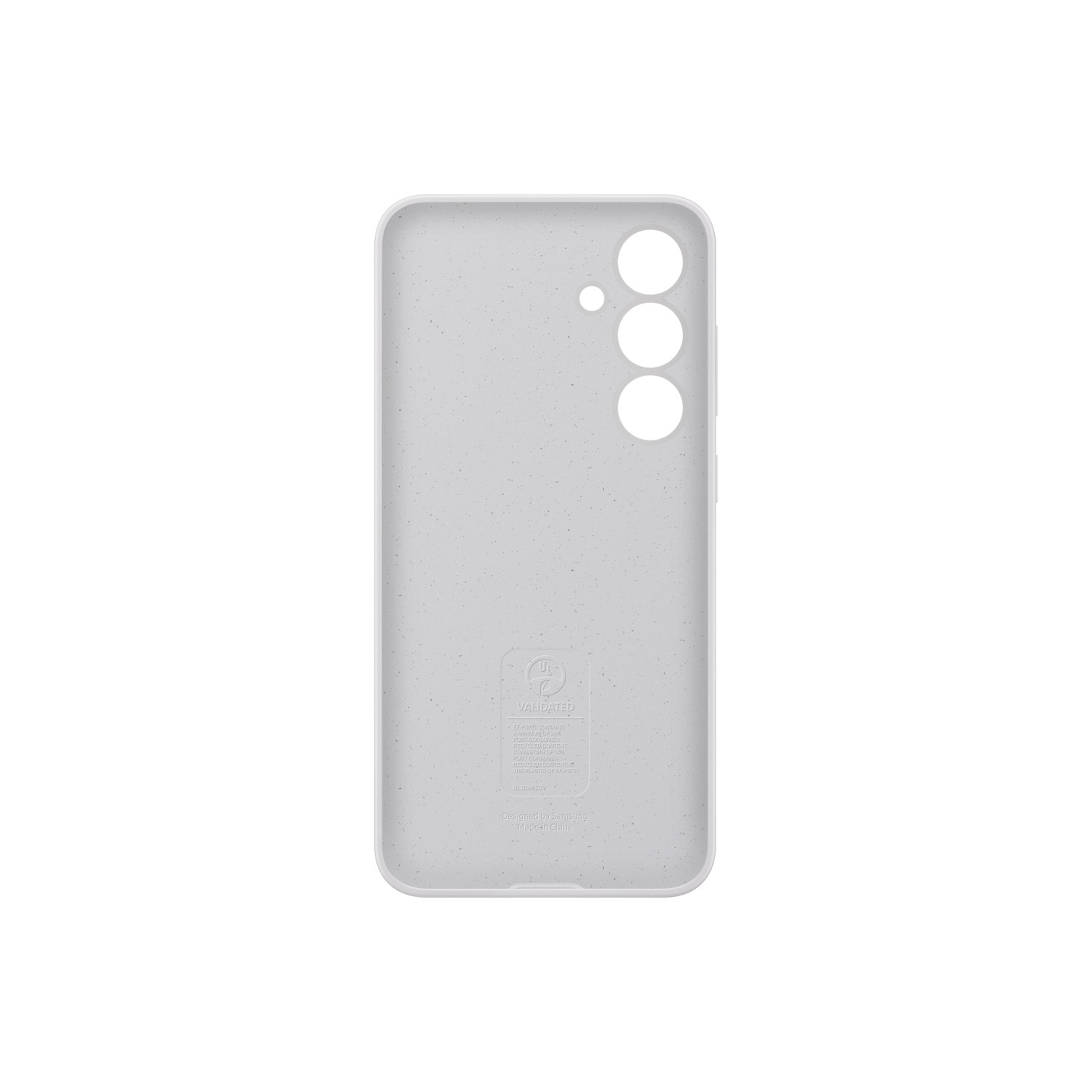 Een lichtgrijze telefoonhoes. De hoes heeft drie camera-uitsparingen en een logo onderaan.