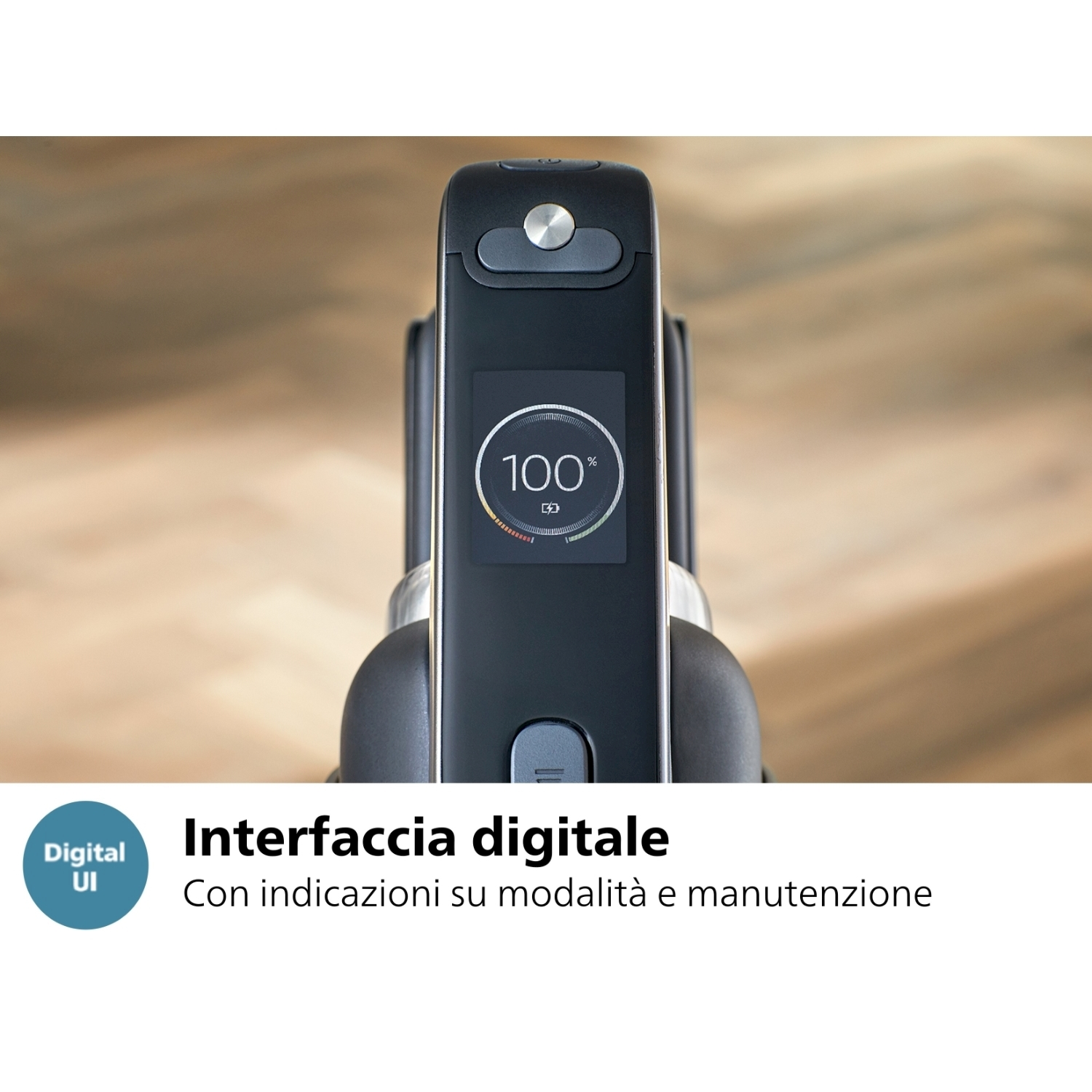 Un primo piano dell'interfaccia digitale nera di un aspirapolvere, che mostra la percentuale della batteria.