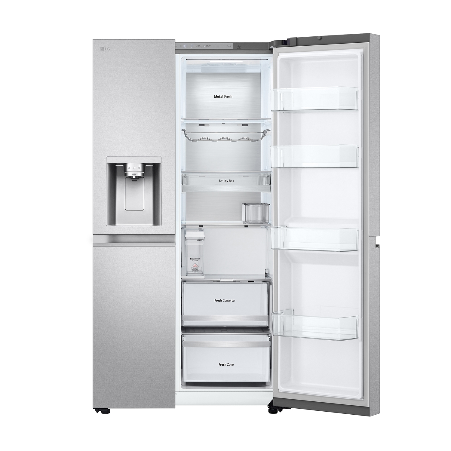 Frigorifero d'argento aperto con ripiani e cassetti. Interno bianco, sfondo bianco.