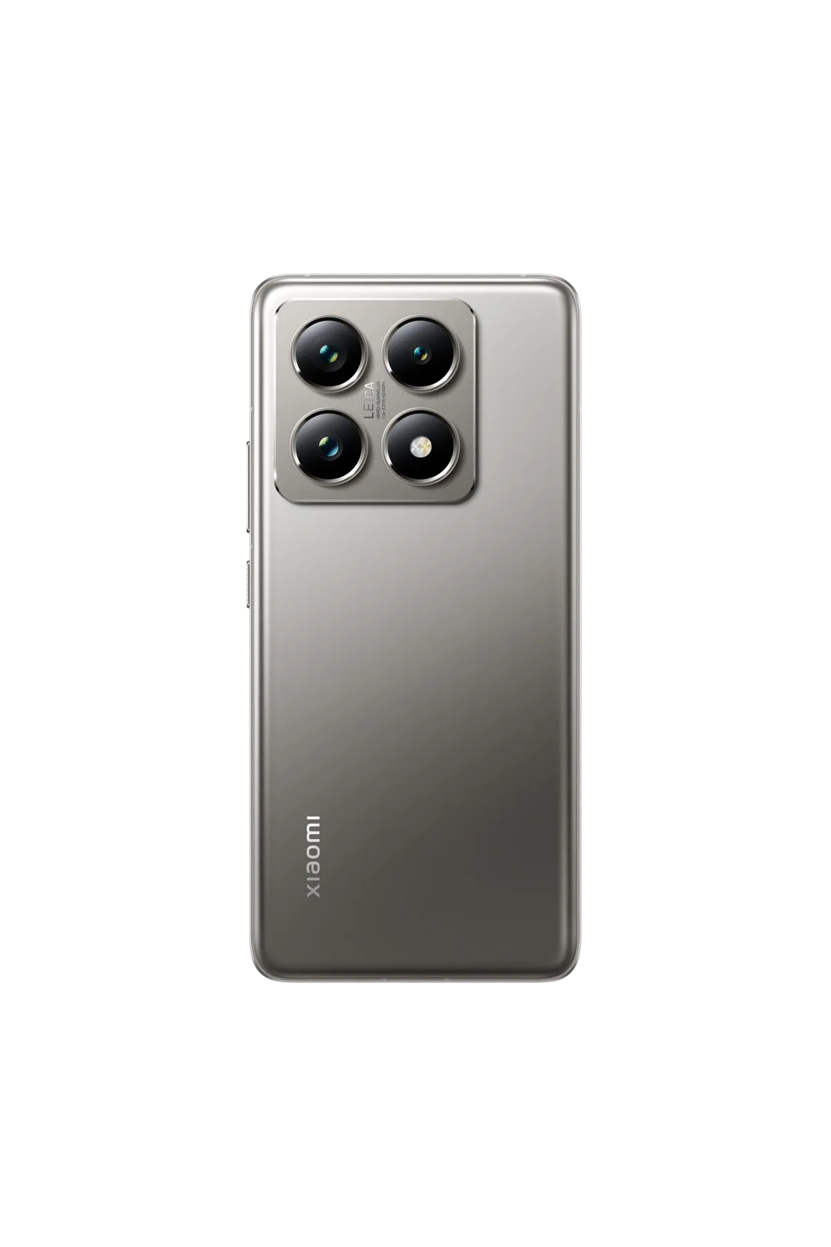 Dört kameralı gümüş akıllı telefon arkası. Leica markası görünür. Xiaomi logosu da mevcut.