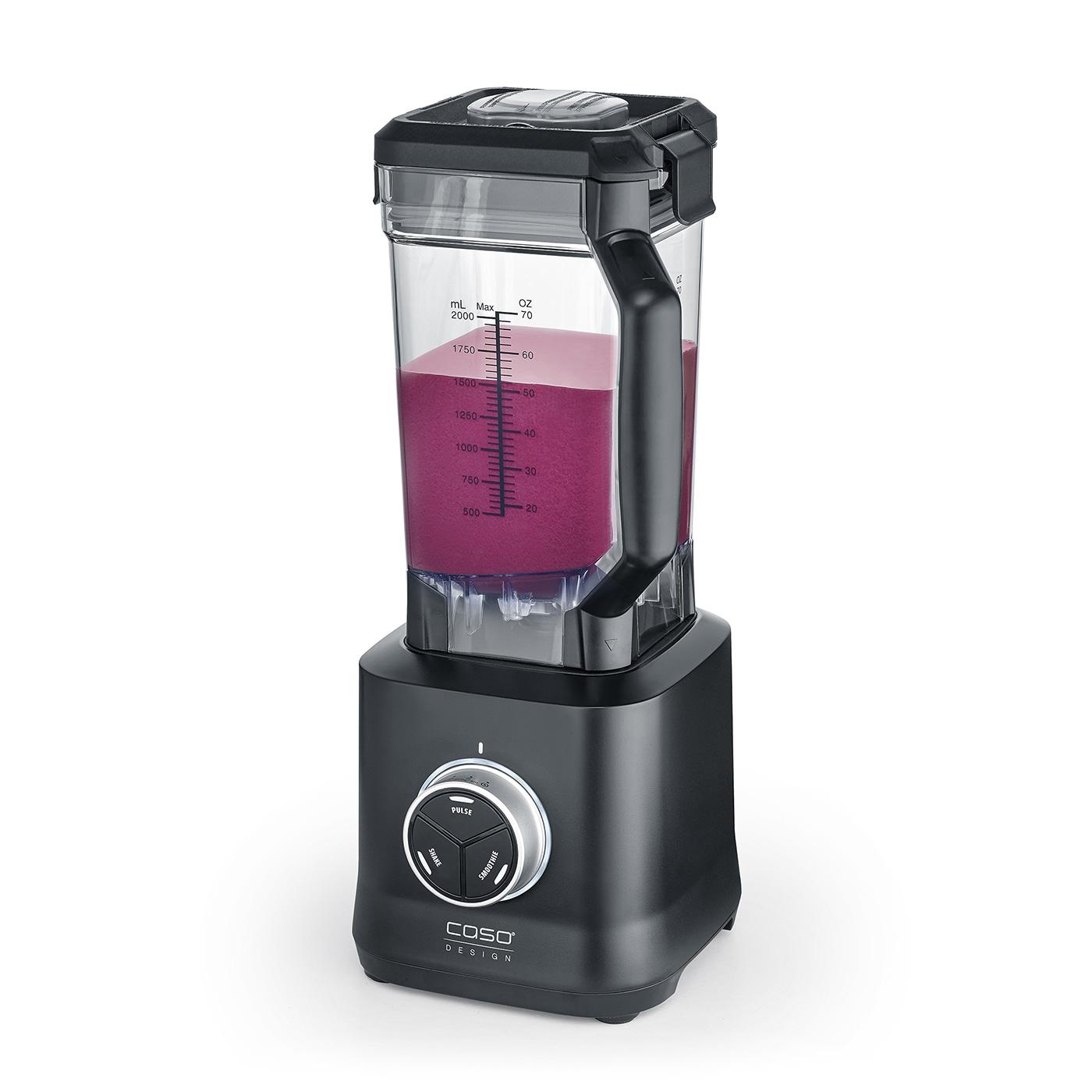 Schwarzer Mixer mit transparentem Behälter, der lila Flüssigkeit enthält.