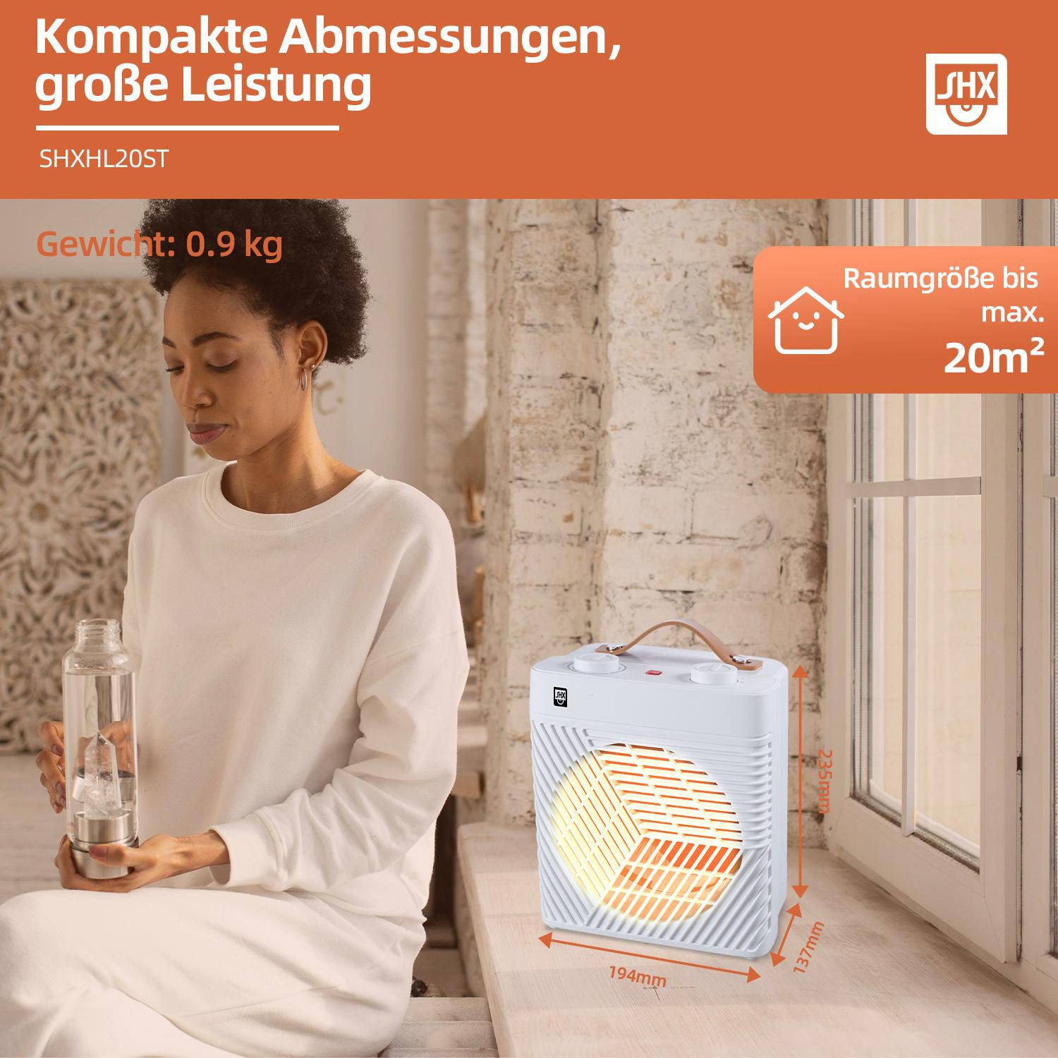 Frau mit einer Glasflasche sitzt in der Nähe eines weißen Heizgeräts.