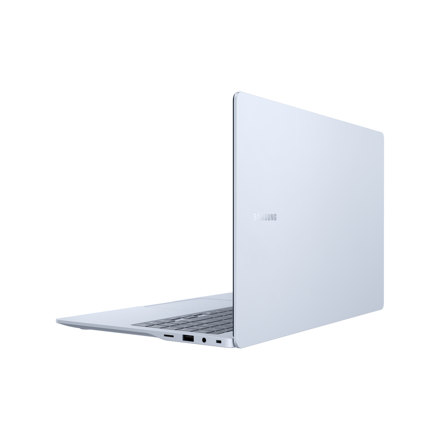 Een lichtblauwe laptop wordt van de zijkant getoond met een zwarte achtergrond. Het Samsung-logo is zichtbaar.