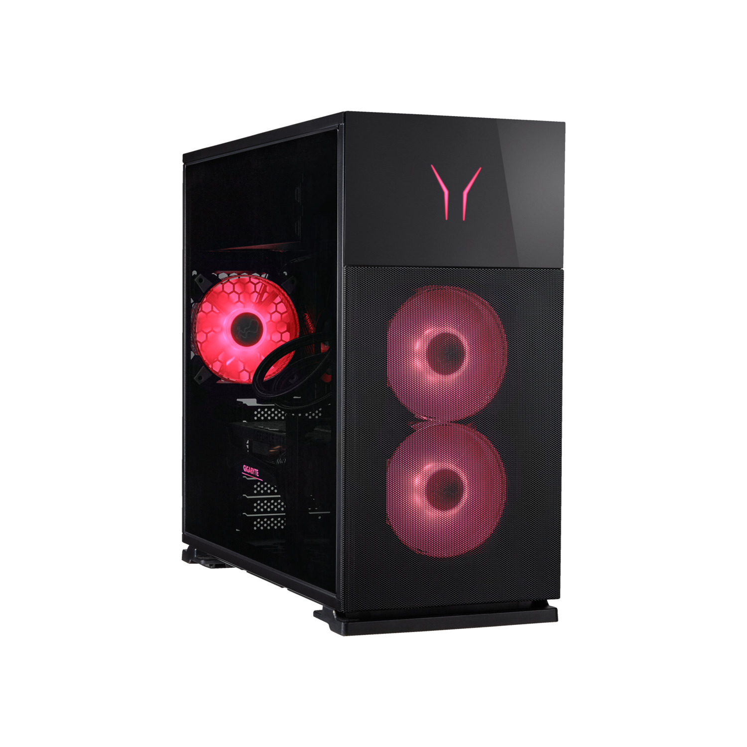 Zwarte computertoren met rode lichten binnenin. Mesh voorpaneel. Zwarte achtergrond.