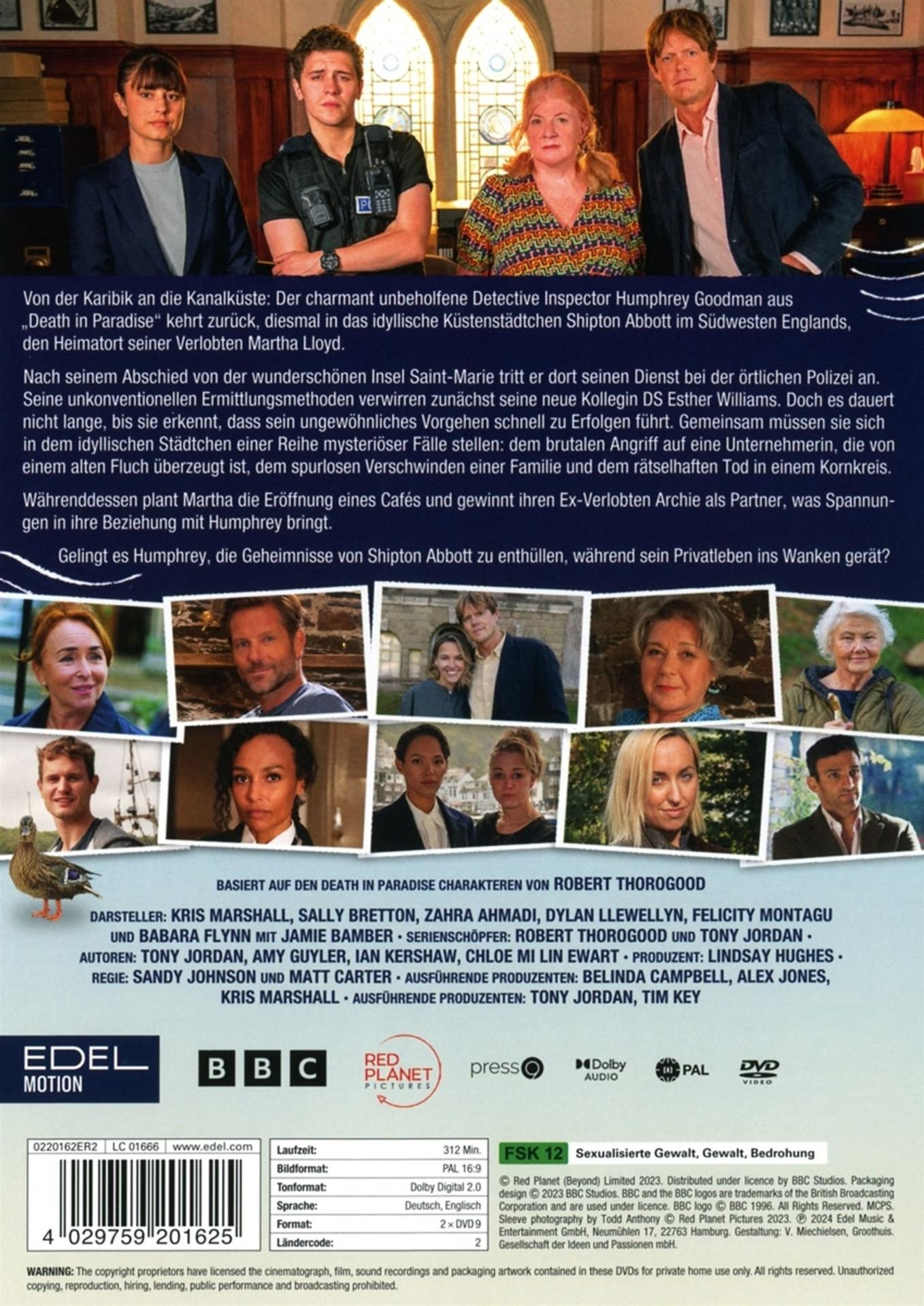 DVD-Cover mit einer Gruppe von Personen. Text: Death in Paradise. Cast- und Crew-Details unten.