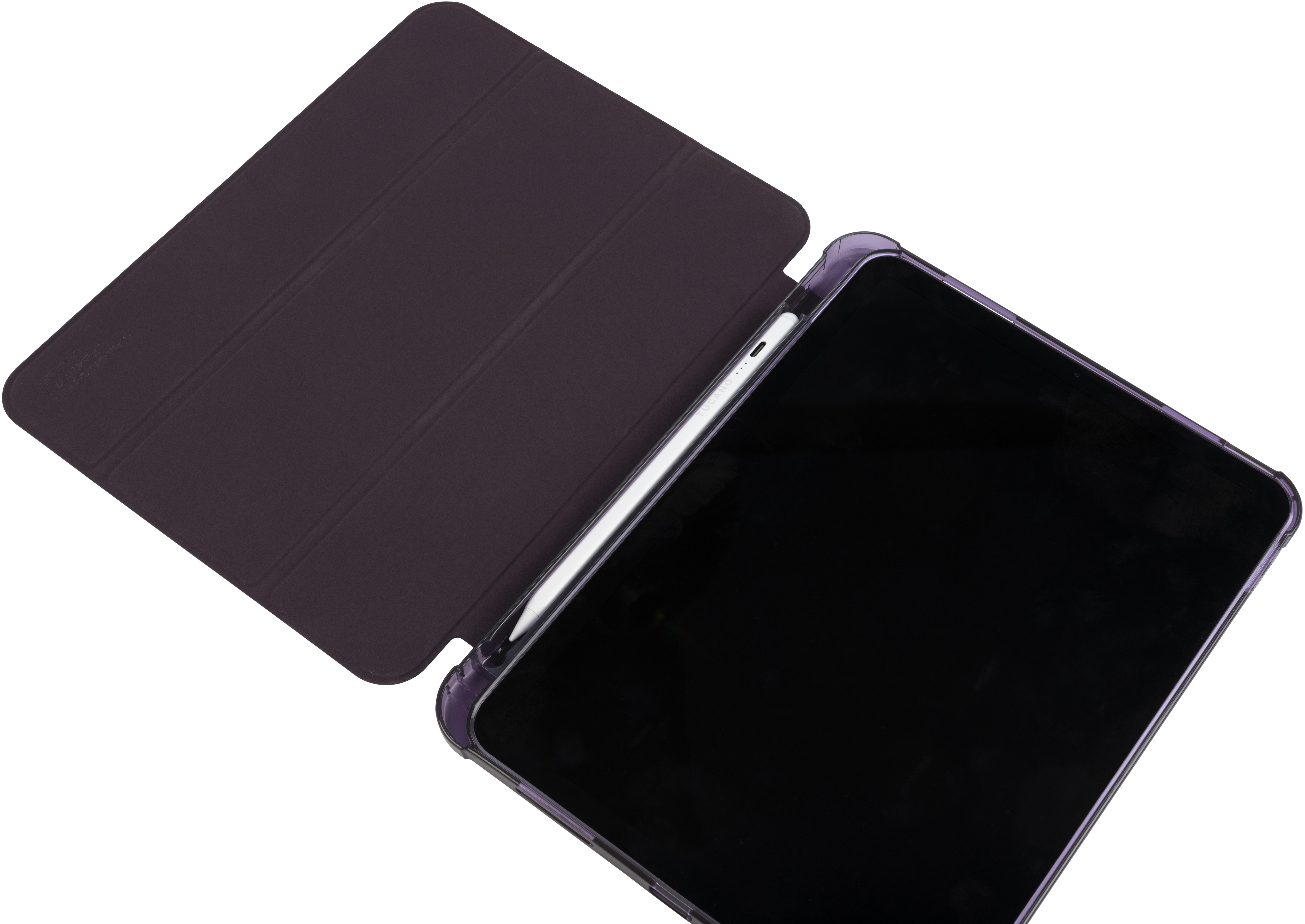 Tablette avec couverture sombre et stylo sur fond blanc. La tablette est ouverte, affichant un écran noir. Le stylo est blanc.