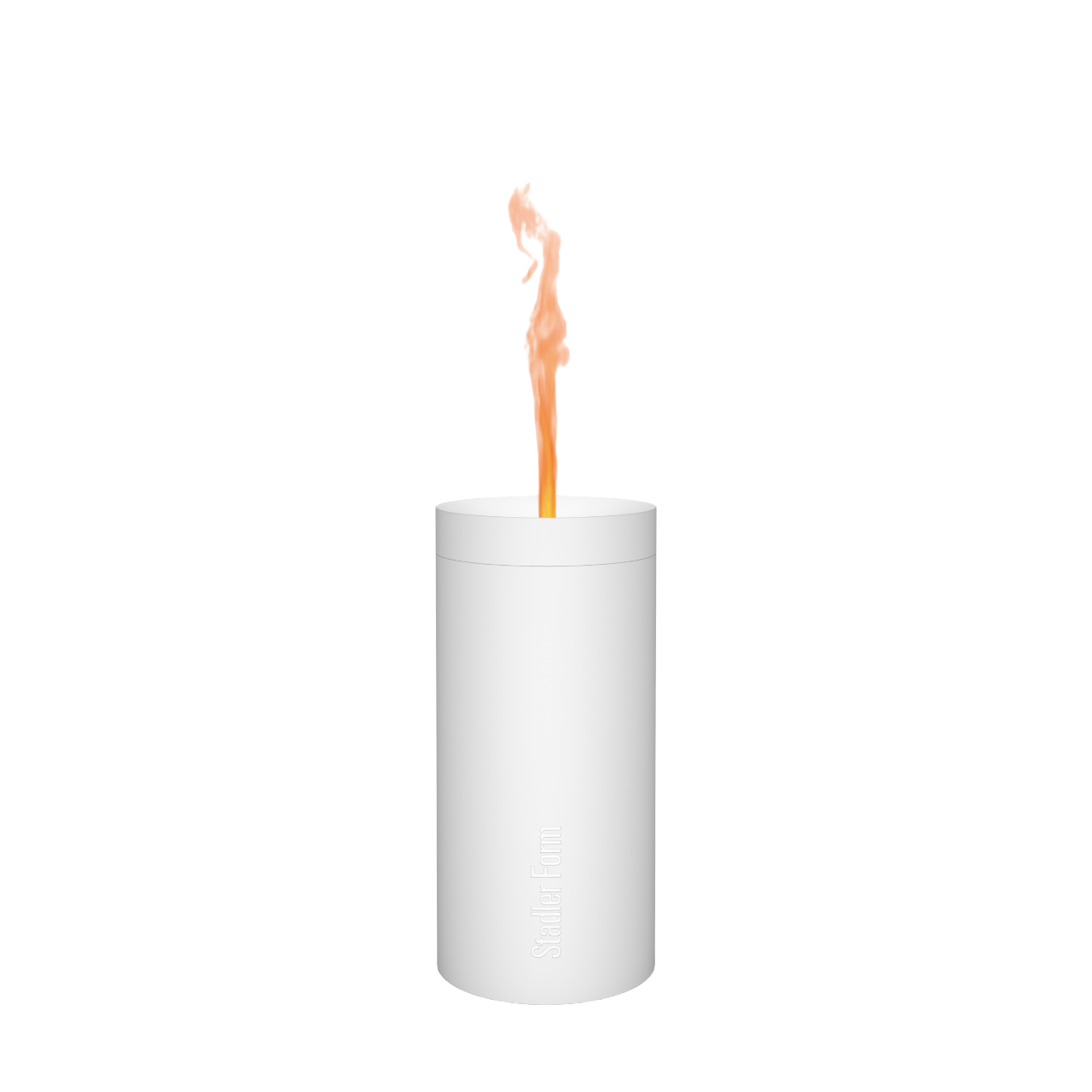 Zylindrische weiße Kerze mit Flamme auf schwarzem Hintergrund.