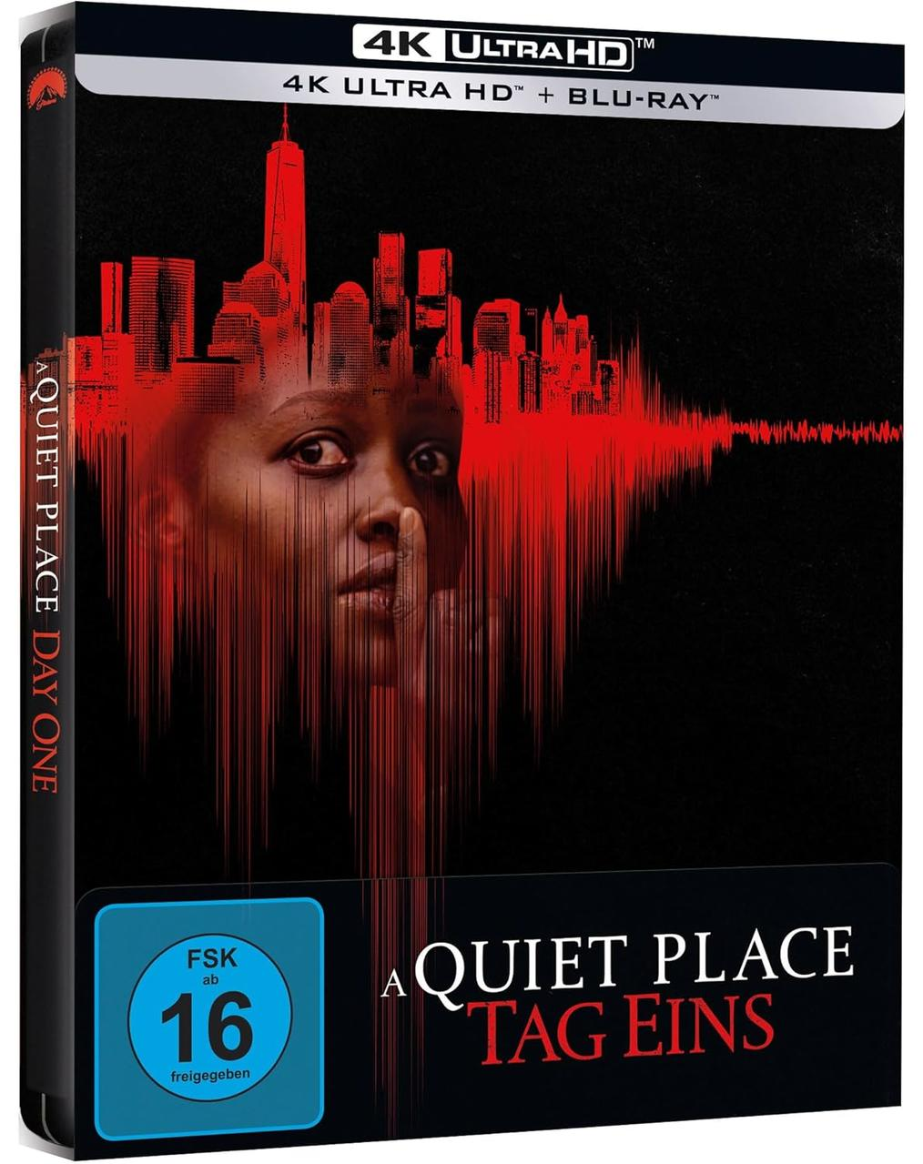 Filmcover, Frau mit Finger an den Lippen, rotes Stadtbild, deutscher Text.