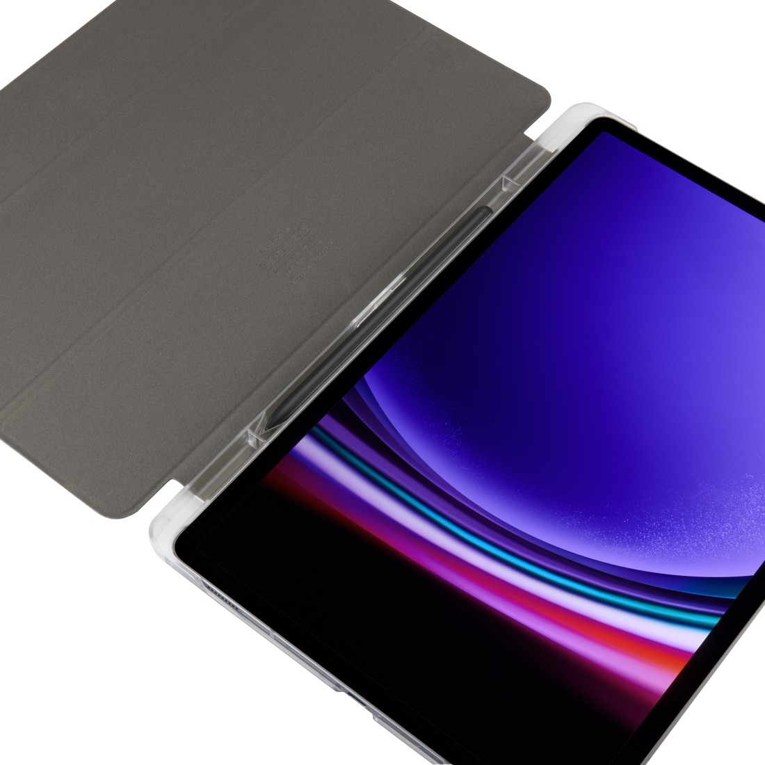 Tablet mit Stift, offene Hülle, mit lila und schwarzem Bildschirm.