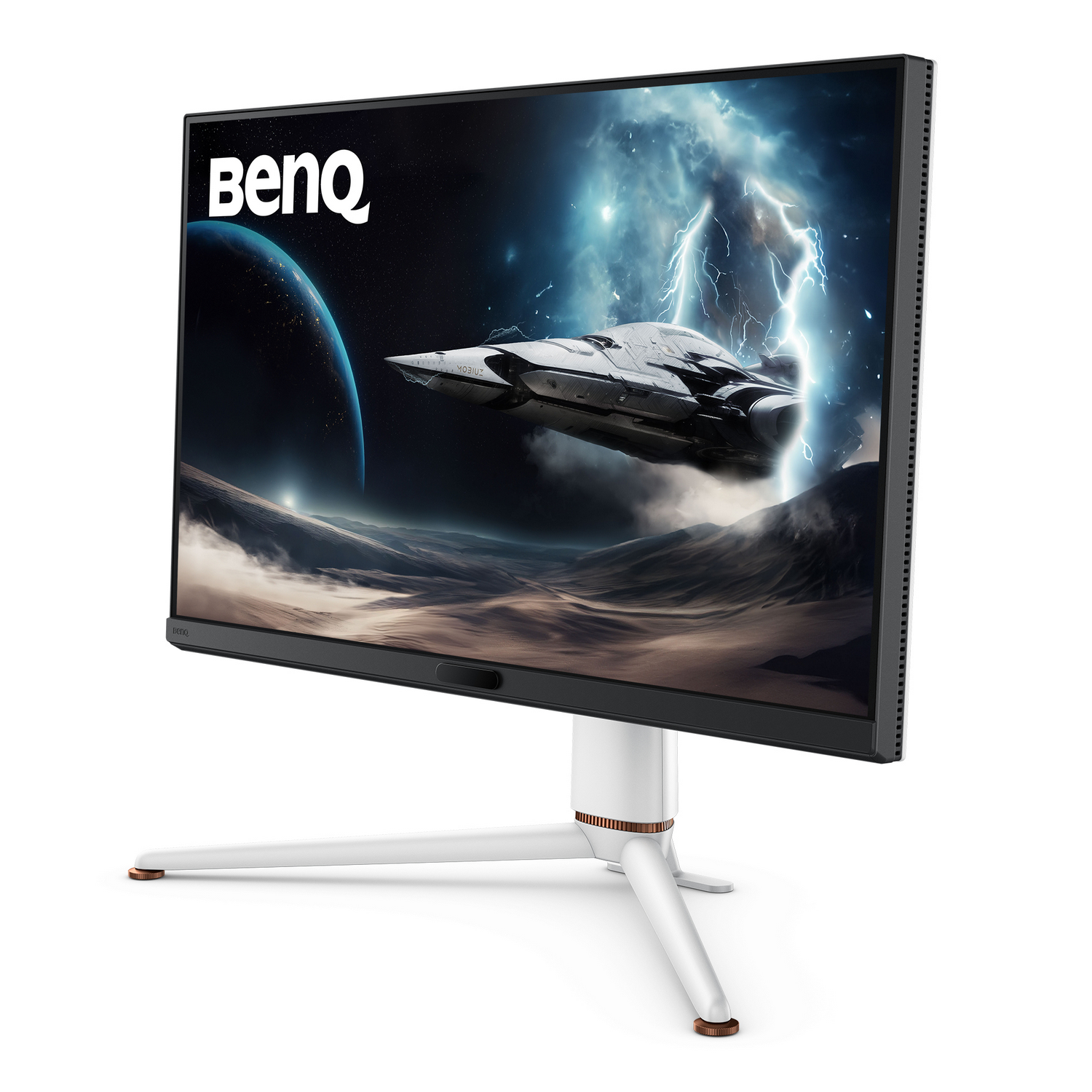 Monitor BenQ mostrando una escena de batalla espacial. Soporte blanco con detalles rojos. Fondo blanco.