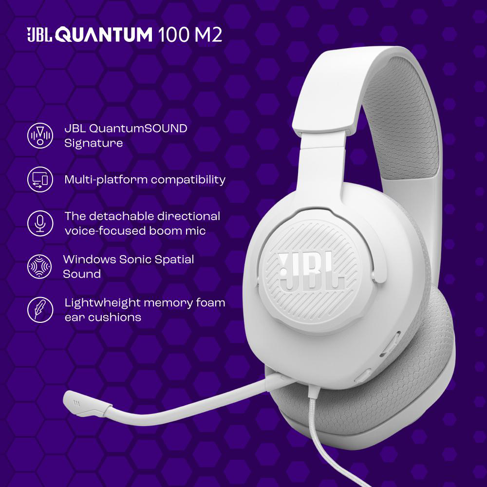 Weißes JBL Quantum 100 M2 Gaming-Headset mit Mikrofon auf lila Hintergrund.