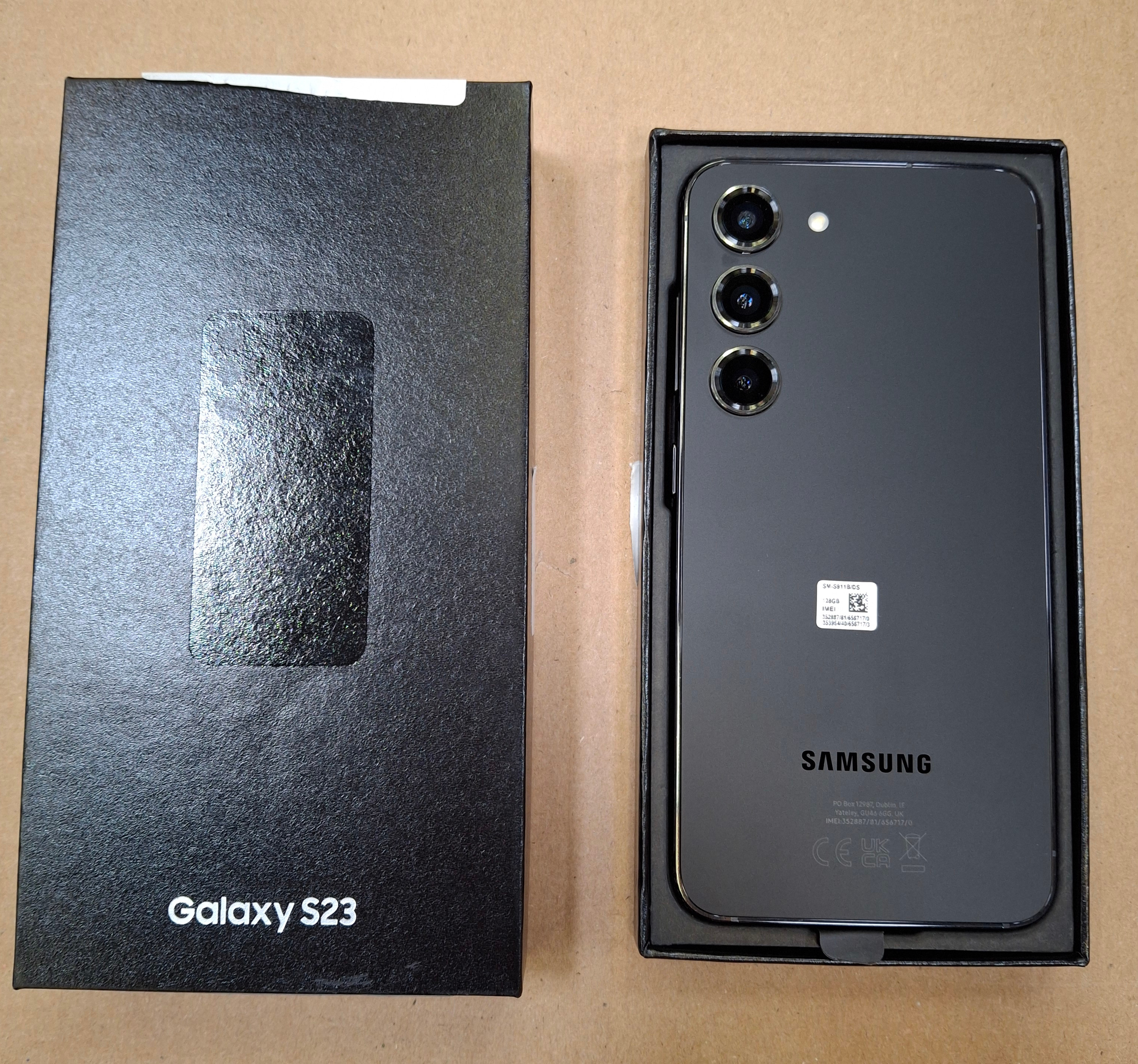 OUTLET | Smartfon SAMSUNG Galaxy S23 8/128GB Czarny SM-S911BZKDEEE