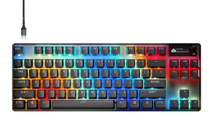 Klawiatura z kolorowymi światłami i kablem USB-C przymocowanym u góry.