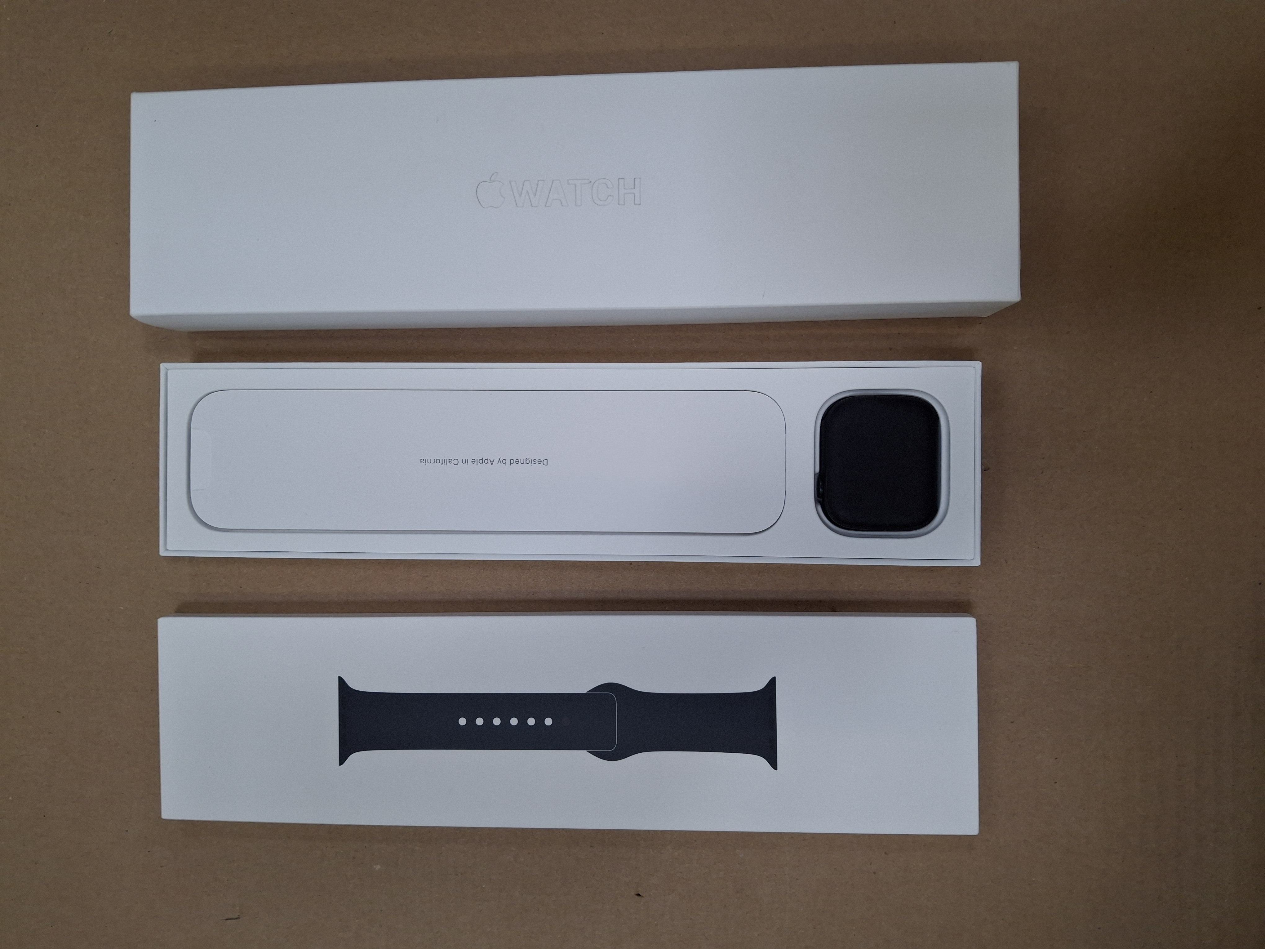 OUTLET - Smartwatch APPLE Watch Series 8 GPS Koperta 45mm z aluminium w kolorze północy z paskiem sportowym w kolorze północy MNP13WB/A