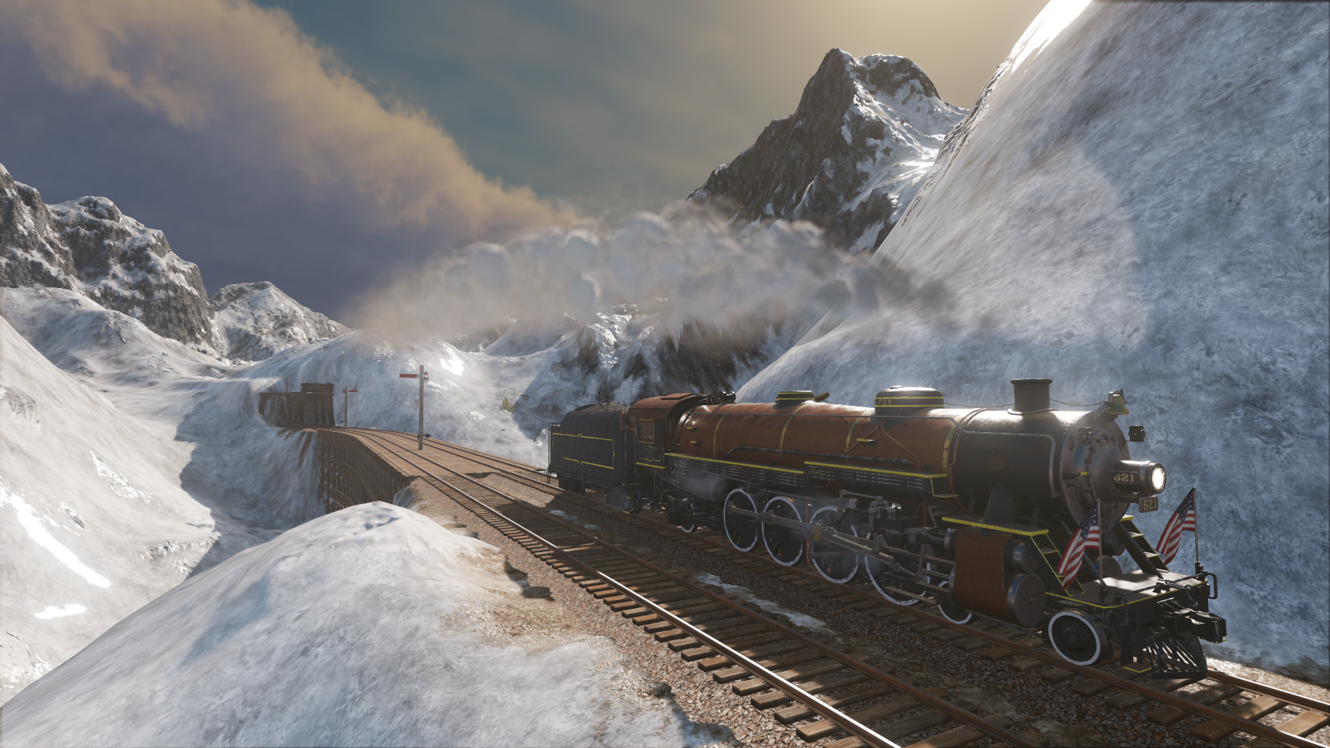 Un treno d'epoca su rotaie tra montagne innevate. Fumo dietro. Cielo nuvoloso.