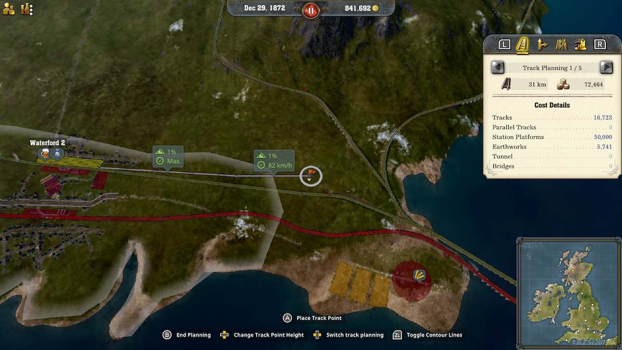 Vue de la carte. Une voie ferrée est en cours de planification. La carte comprend des détails sur le terrain.