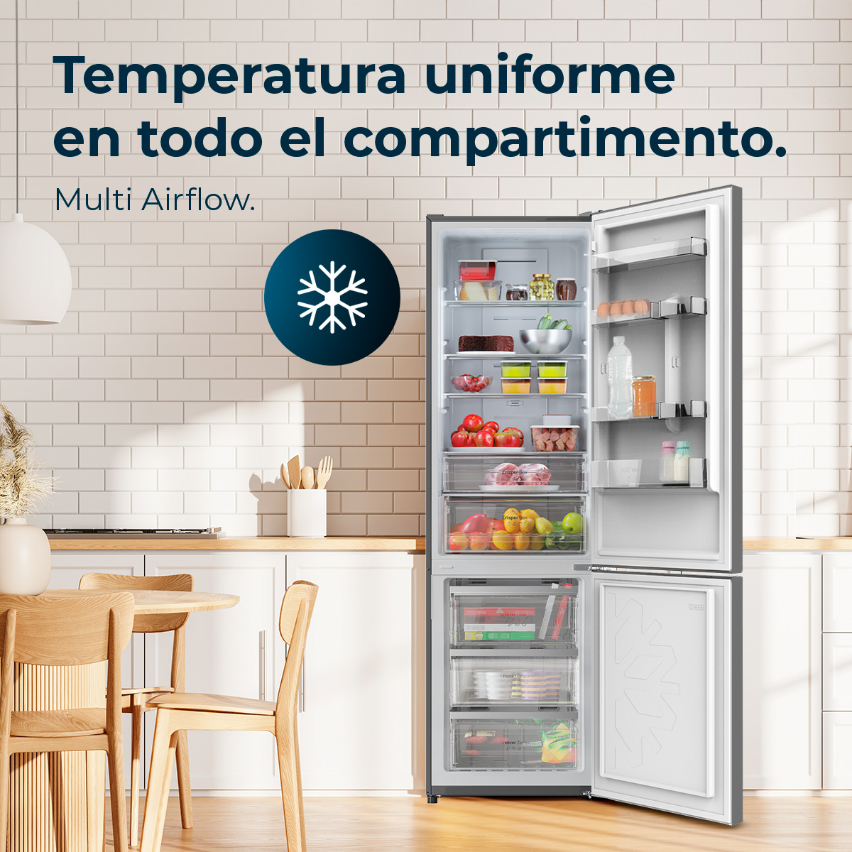 Refrigerador abierto con comida dentro. Texto: 'Multi Airflow'.