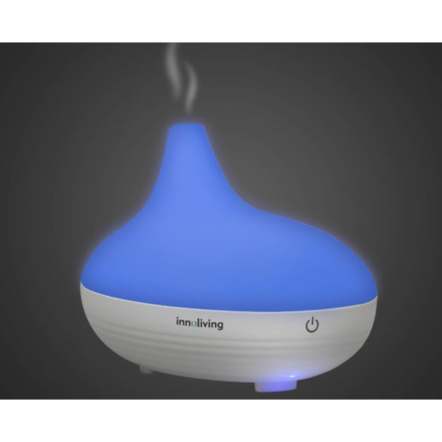 Diffusore per aromaterapia blu e bianco, vapore che sale, pulsante di accensione ed etichetta 'innoliving'.