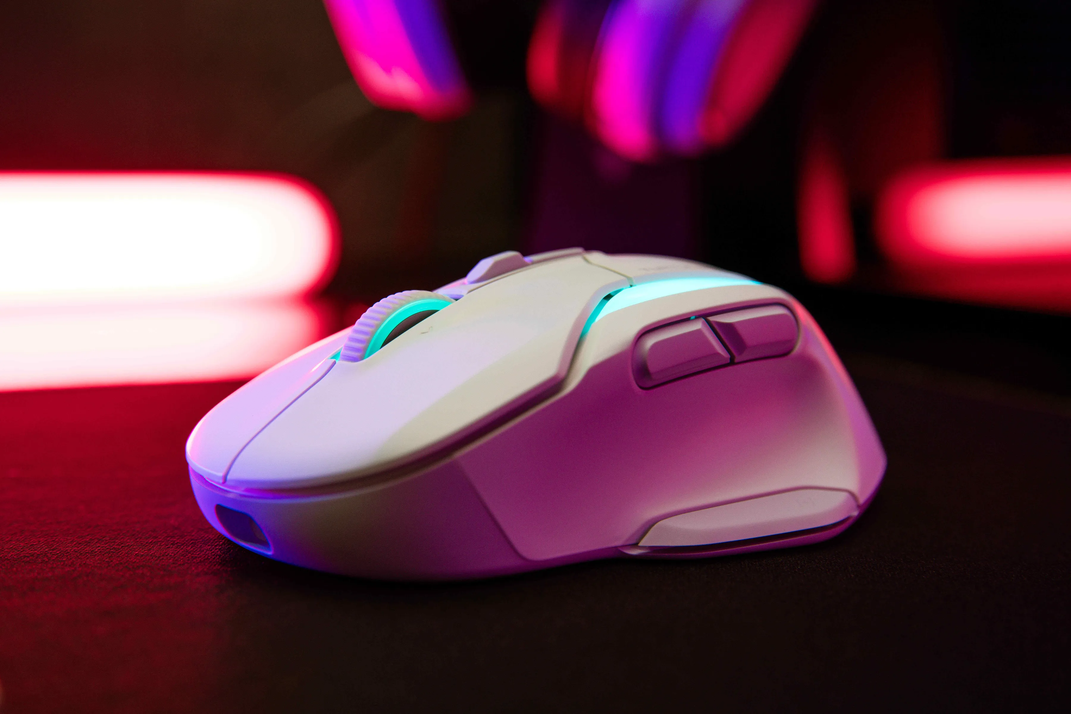 TURTLE BEACH Kone II Air Gaming-Maus, Kabellos (2.GHz-Band über USB-A-Adapter), Bluetooth®, 26000 DPI, Optisch mit Leuchtdioden, Weiss