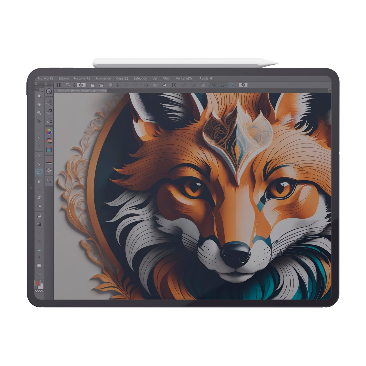 Tablet con illustrazione di una volpe. Pennino sopra. Interfaccia software visibile.