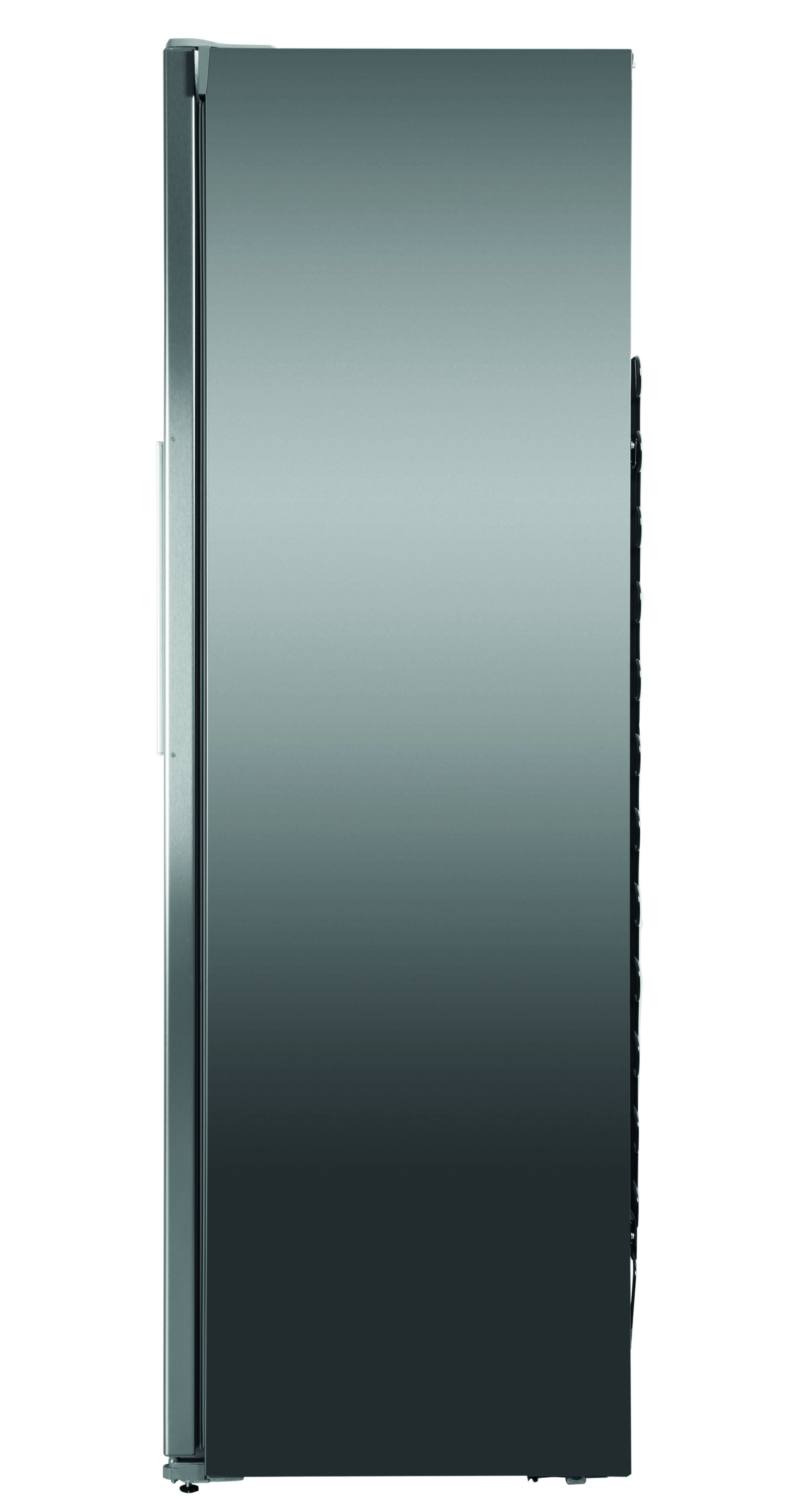 Wysoka lodówka ze stali nierdzewnej z uchwytem z boku. Tło jest szare.