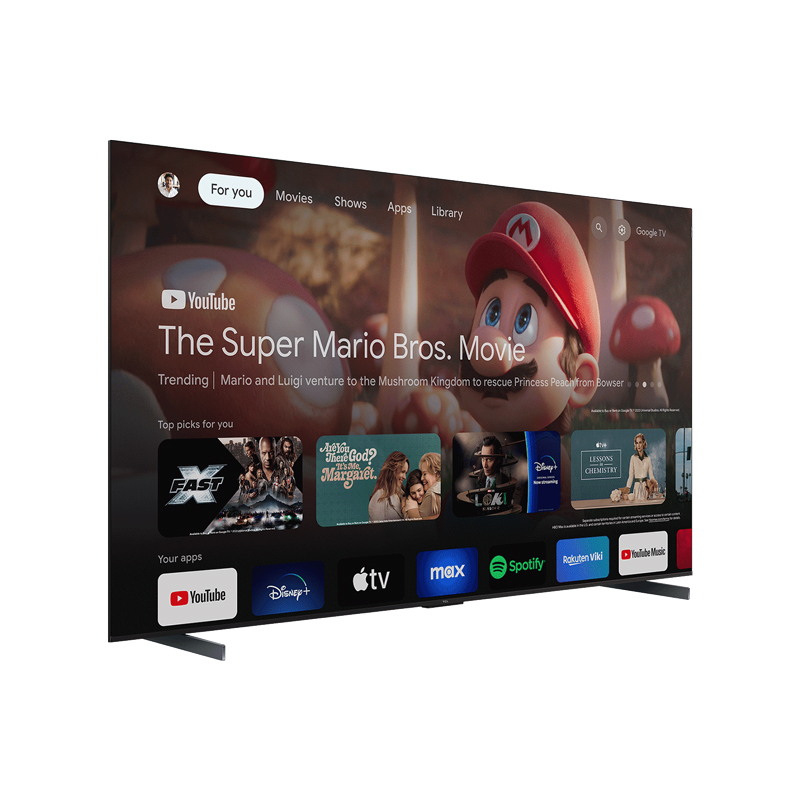 Büyük TV, Super Mario Bros. filminin menüsünü gösteriyor. Arka planda bir Mario resmi.