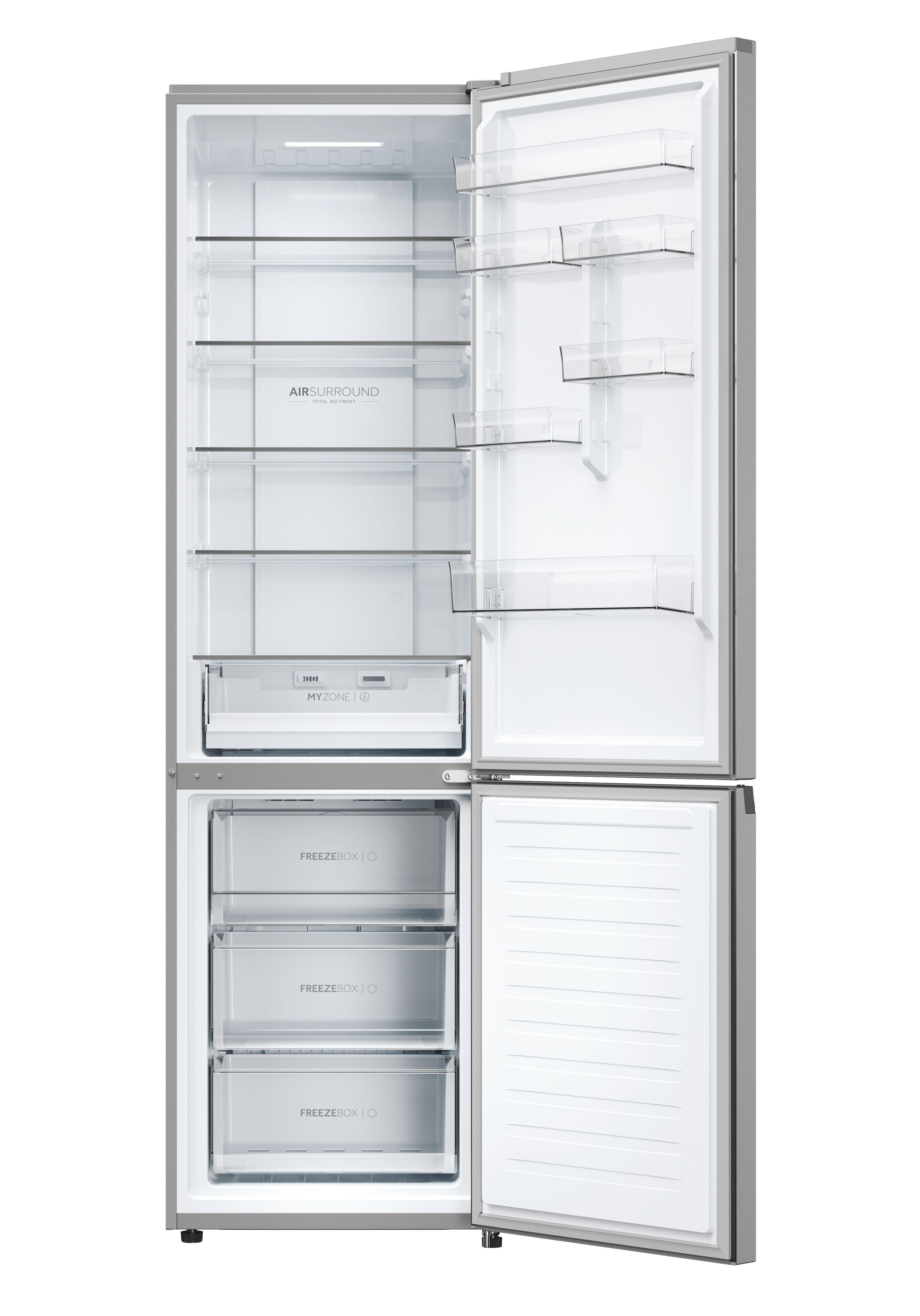 Offener Kühlschrank mit Regalen, Schubladen und einem weißen Innenraum.