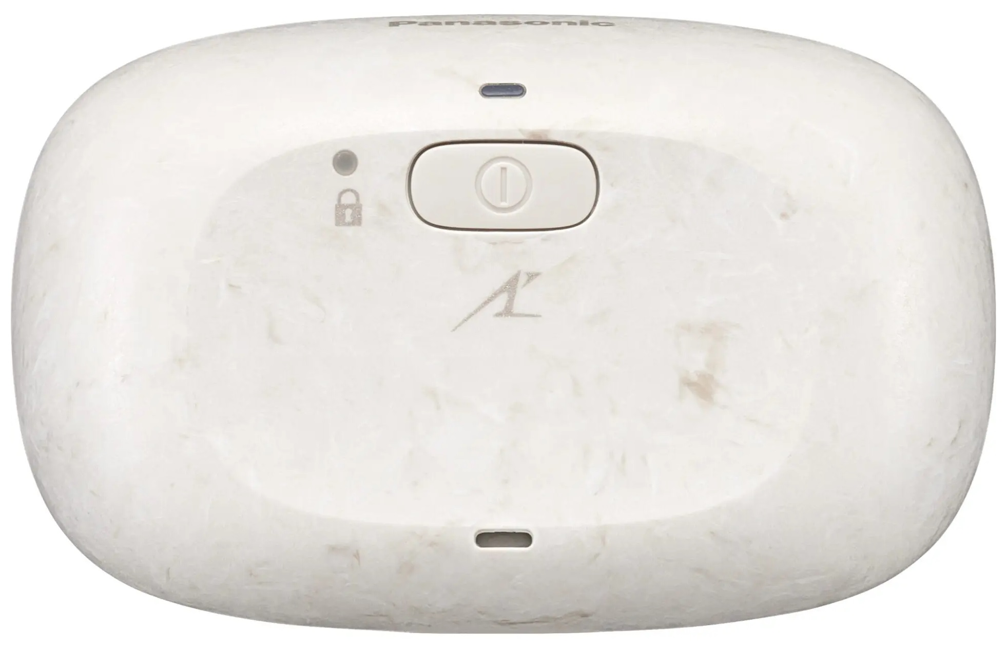 Białe urządzenie o owalnym kształcie z przyciskiem i logo Panasonic.
