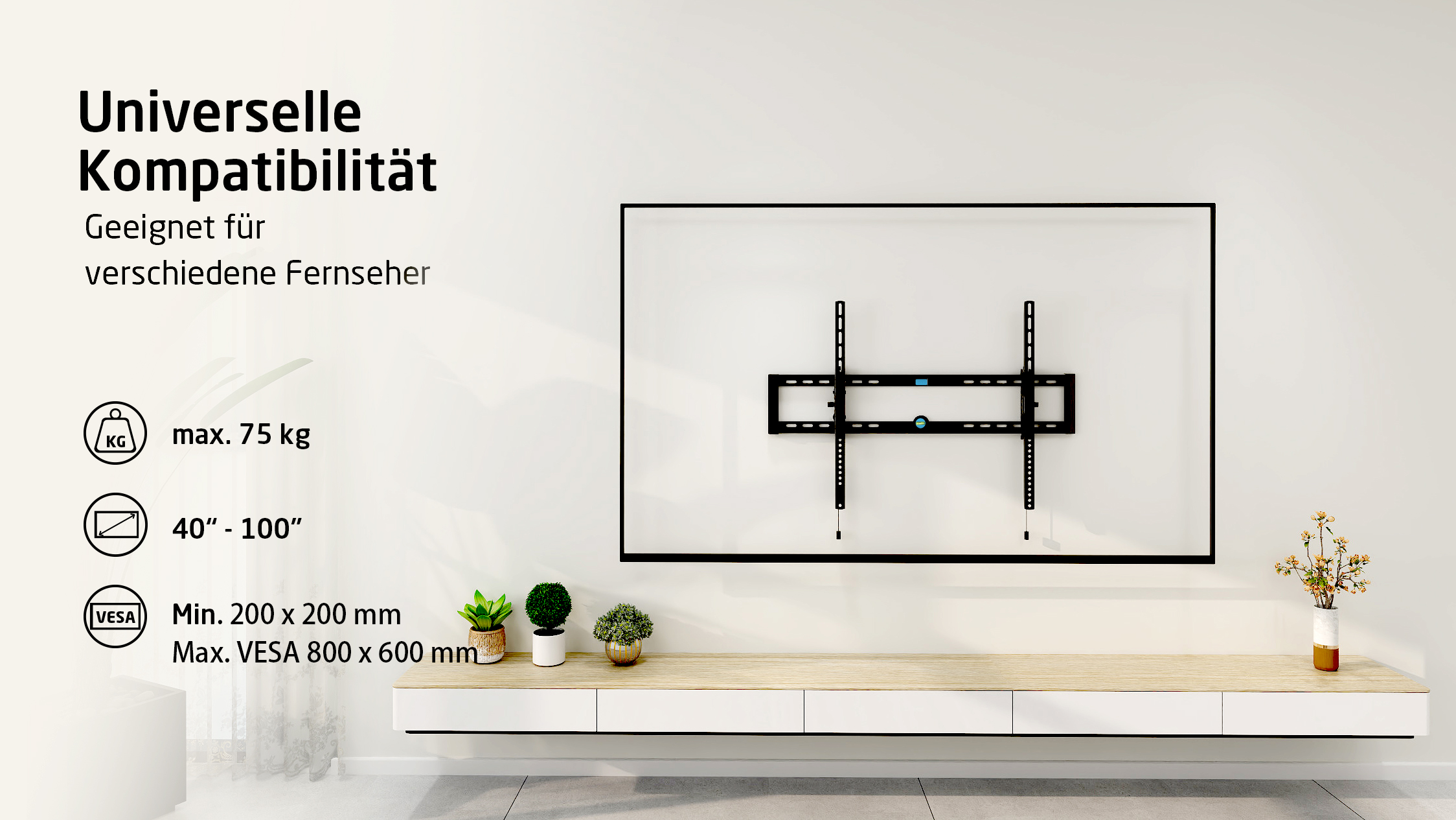 Ein schwarzes Ladegerät mit vier Anschlüssen: zwei USB-C und zwei USB-A.