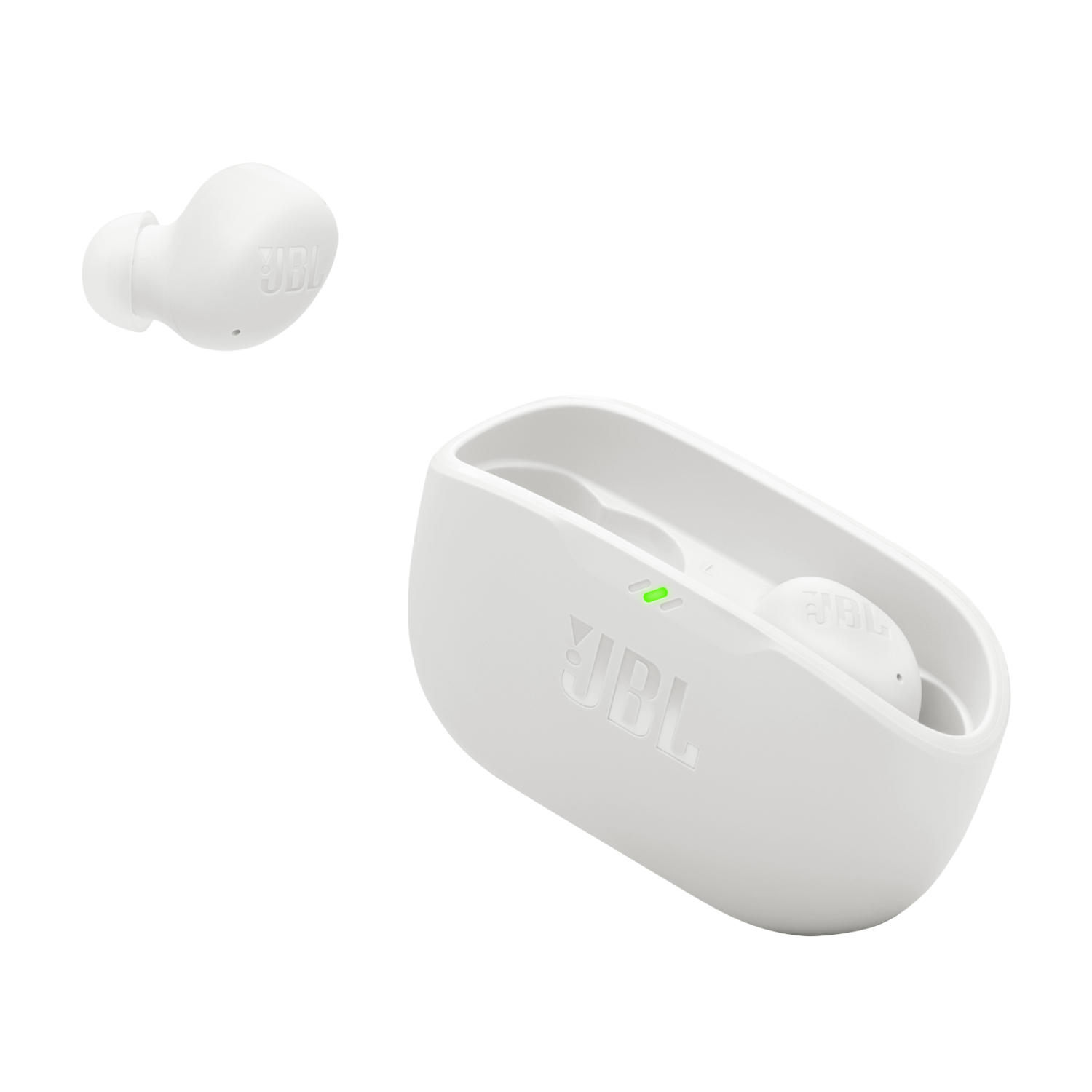 Witte JBL oordopjes en oplaadcase op een zwarte achtergrond.