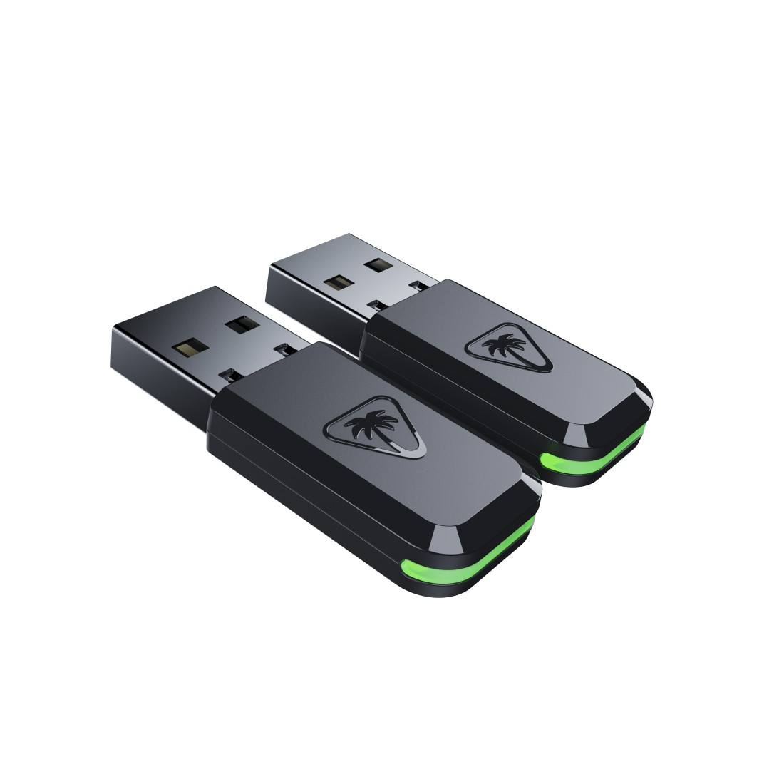 Zwei schwarze USB-Laufwerke mit Logo und grünem Licht. Sie sind abgewinkelt und vor weißem Hintergrund dargestellt.