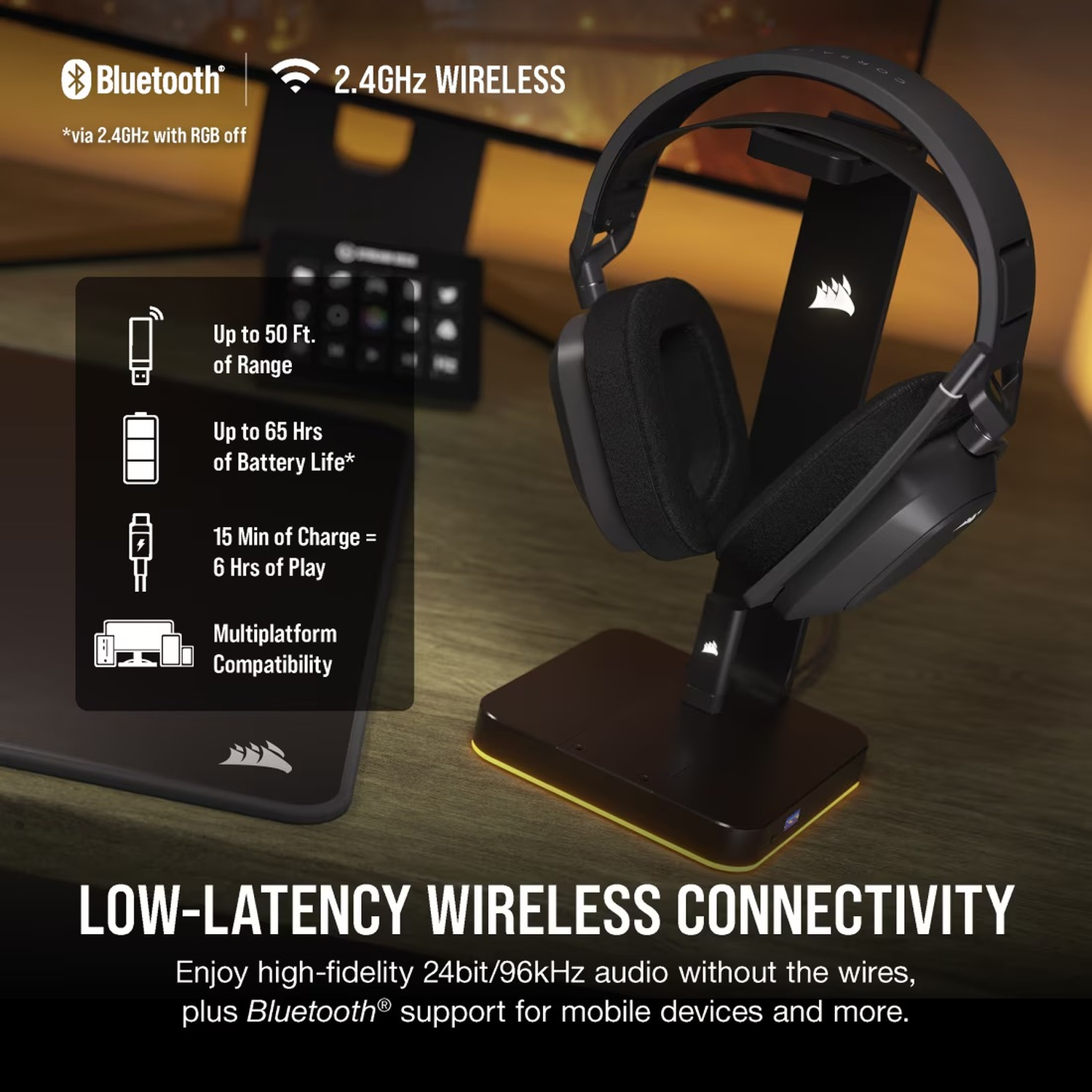 Cuffie da gioco nere con supporto e testo su funzionalità come portata e batteria.
