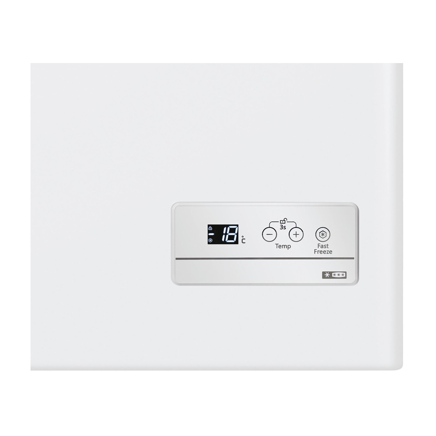 Elettrodomestico bianco con display digitale che mostra la temperatura.